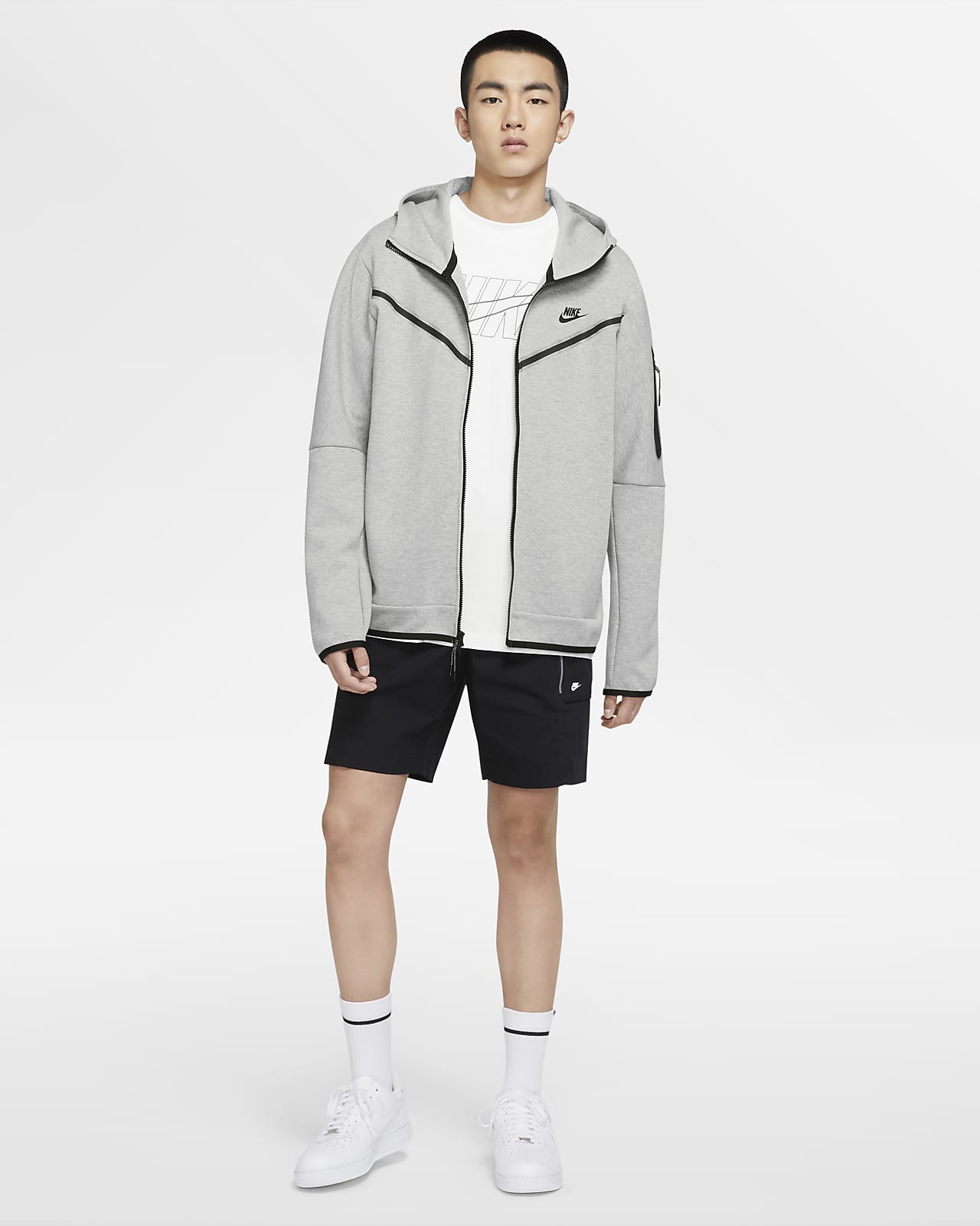 Sweat à capuche à zip Nike Sportswear Tech Fleece pour Homme. Nike BE