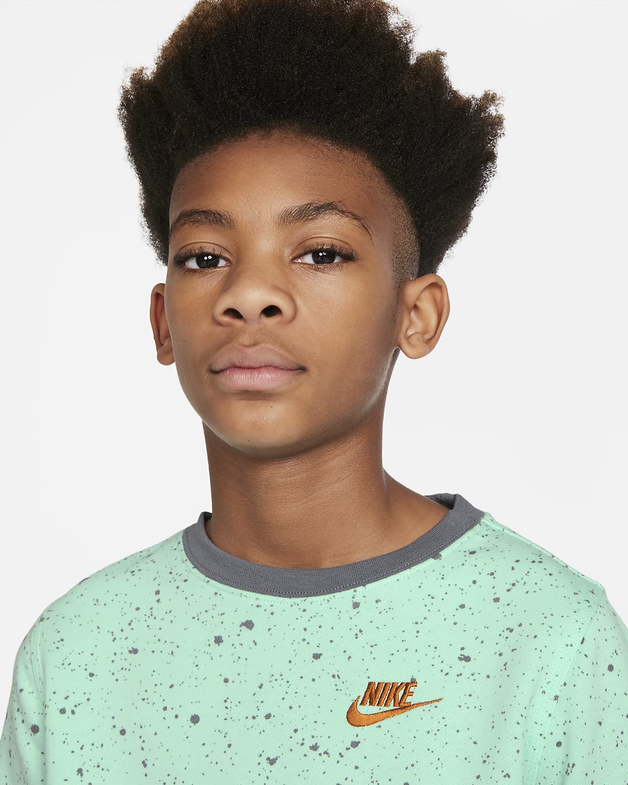 Nike Sportswear Older Kids' (Boys') Seasonal Printed Top. Nike VN