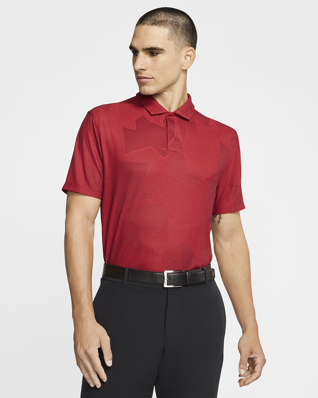 tiger woods red polo nike