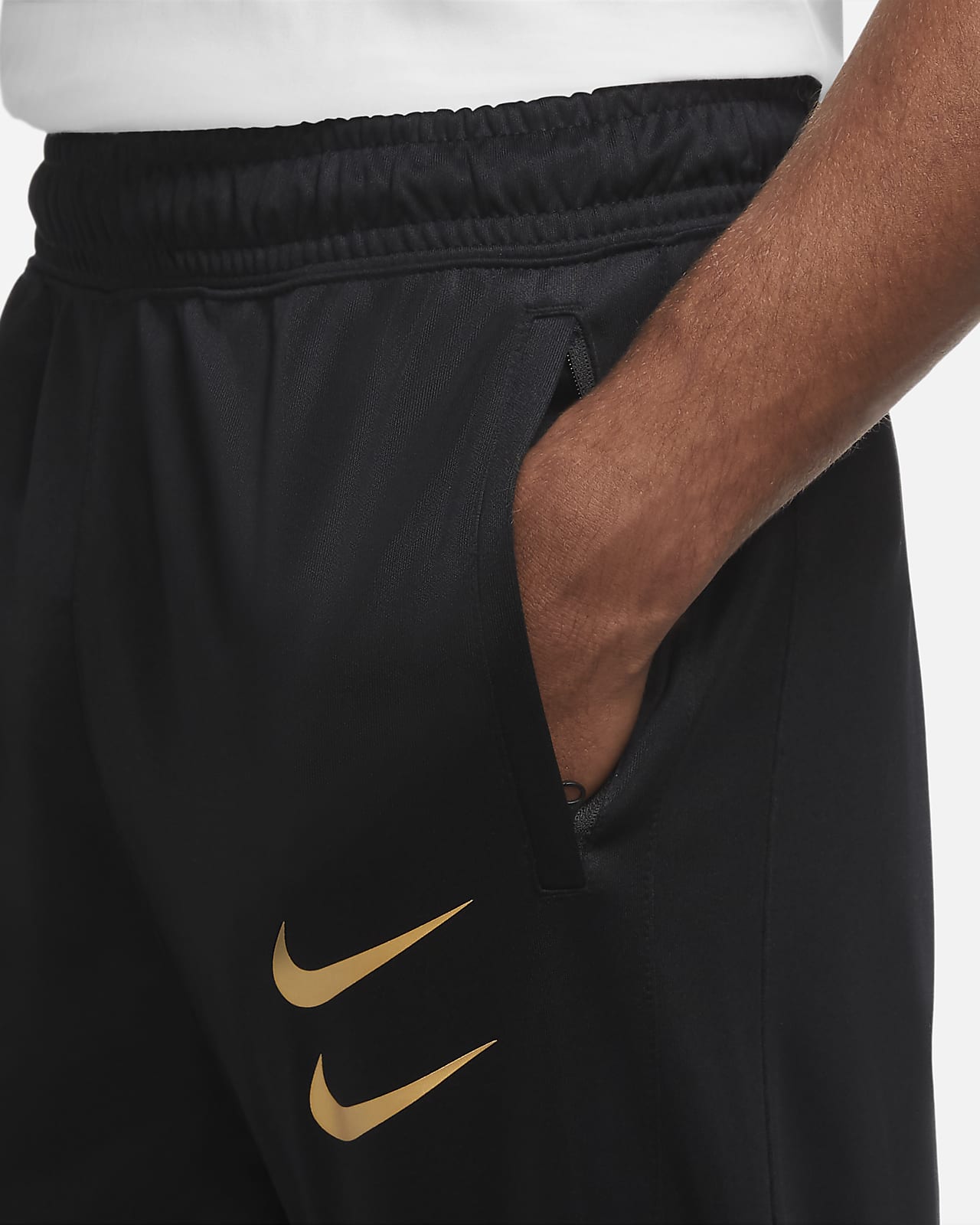 pantalones nike sportswear swoosh