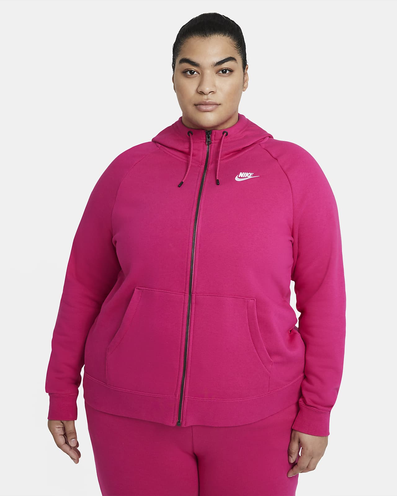Nike Sportswear Essential (Plus size 