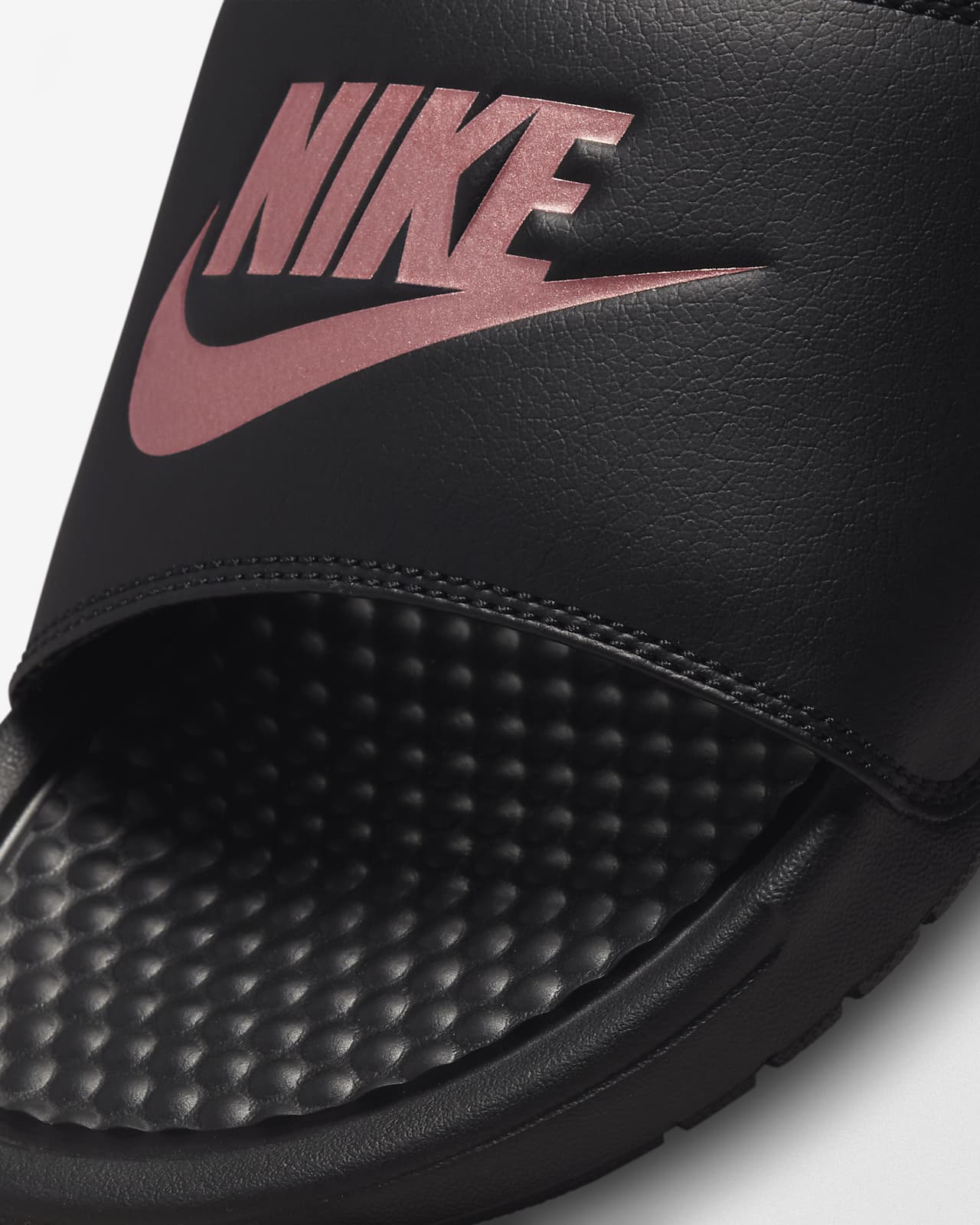 nike benassi pink slides