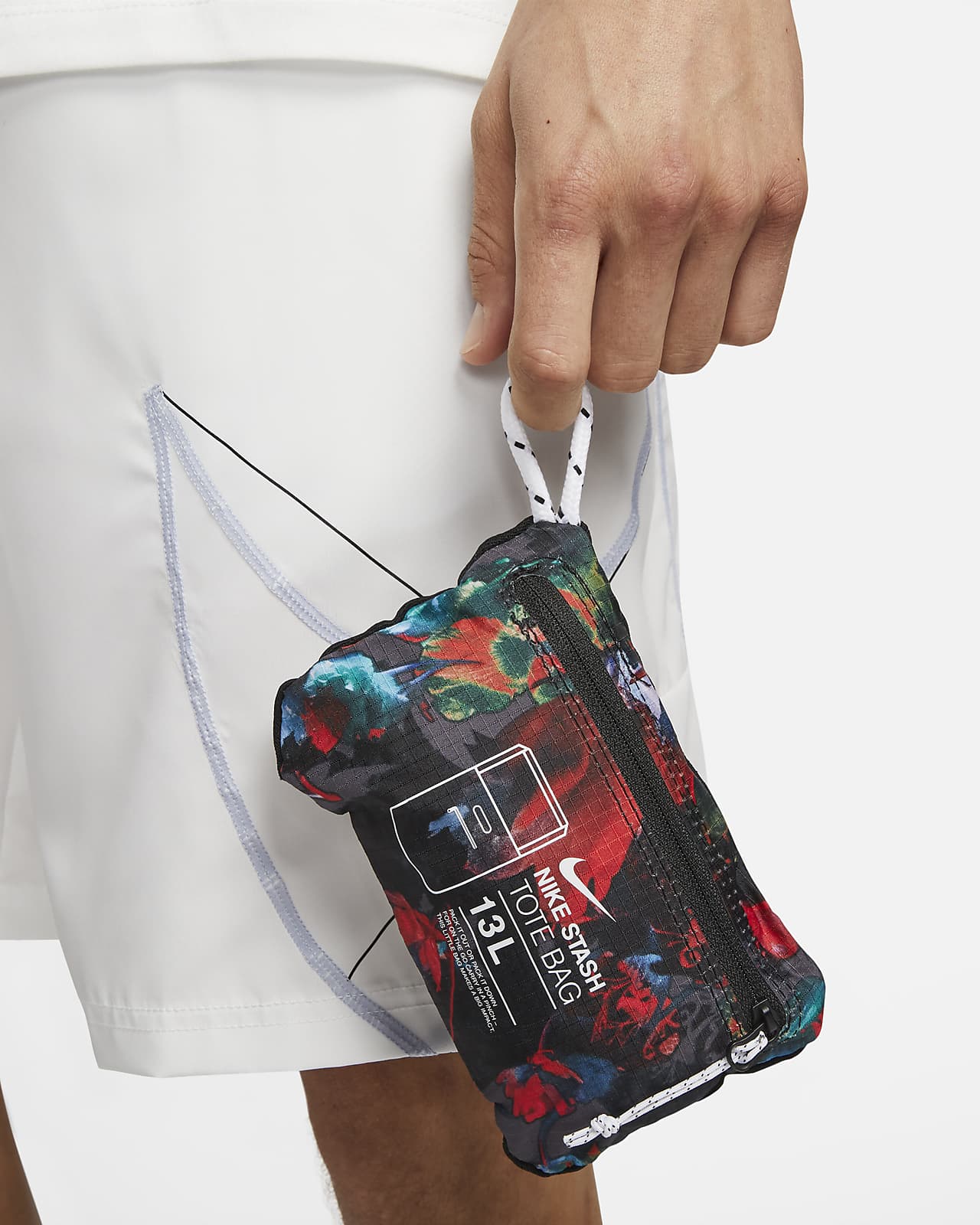 กระเป๋าสะพายแบบพกพาพิมพ์ลาย Nike (13 ล.)