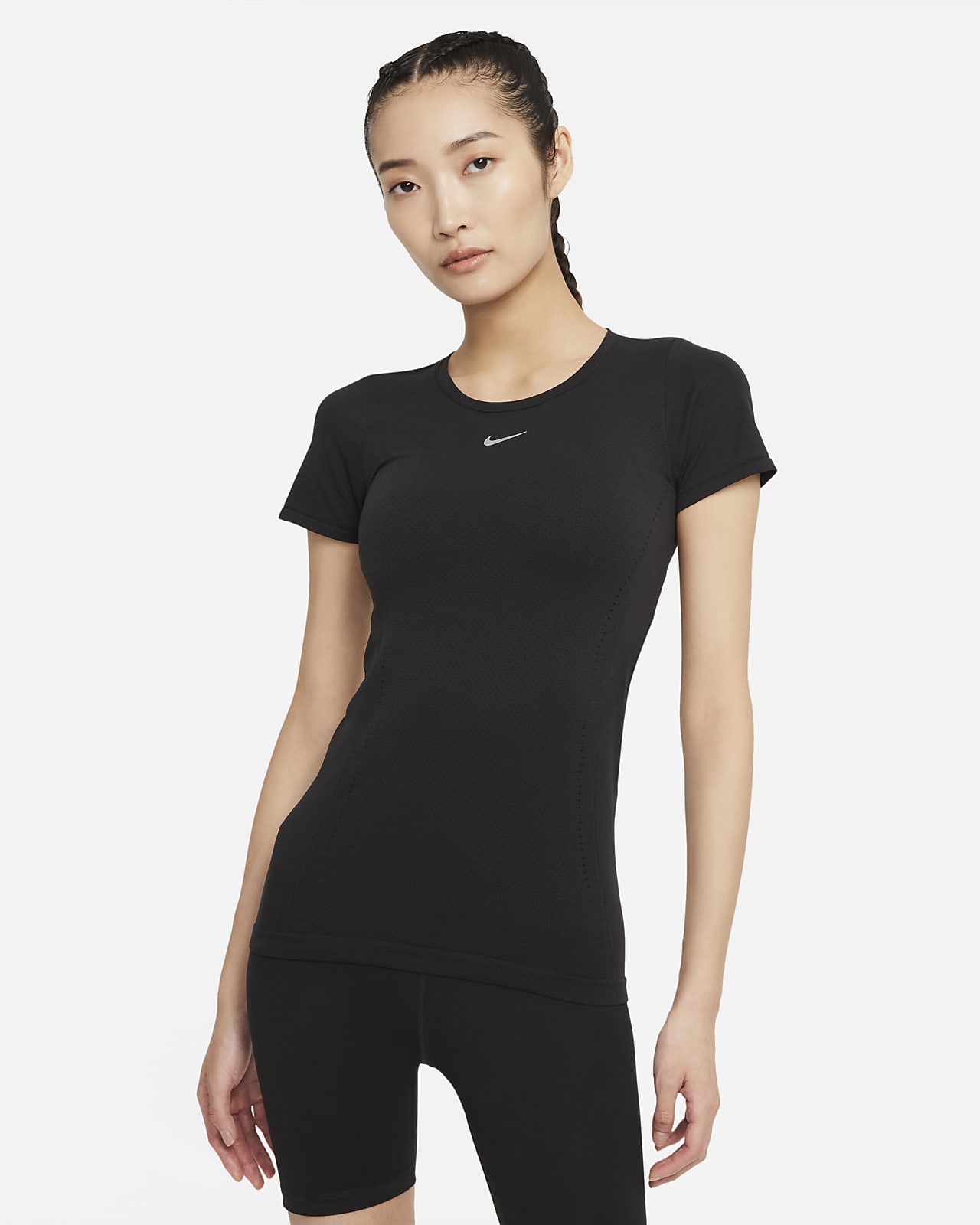 Nike Dri-FIT ADV Aura 女款合身剪裁短袖上衣