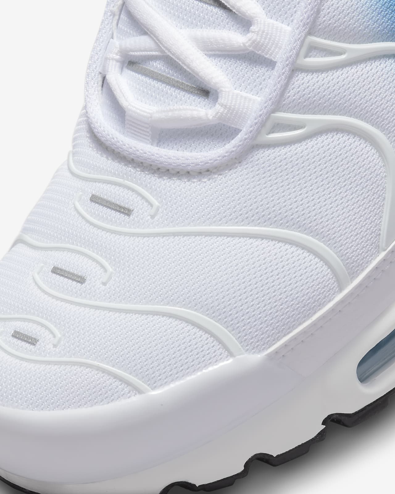 Dashing nike air outlet max plus sneakers