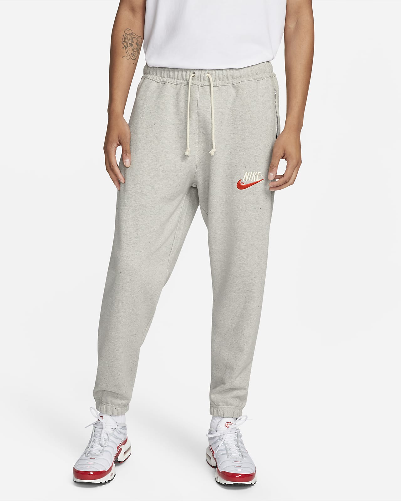 Nike Sportswear Men's Sneaker Trousers. Nike AE