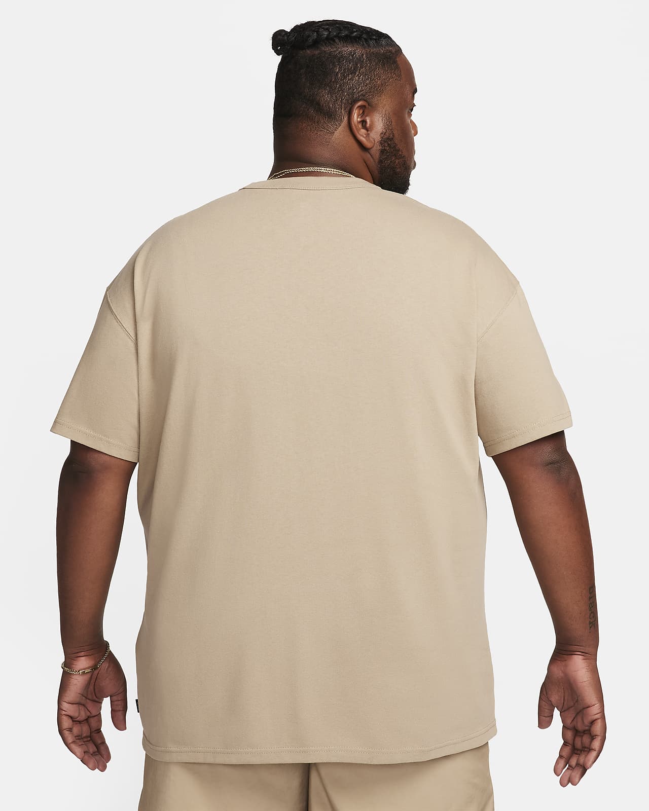 Nike Sportswear Premium Essentials Men's Oversized T-Shirt.