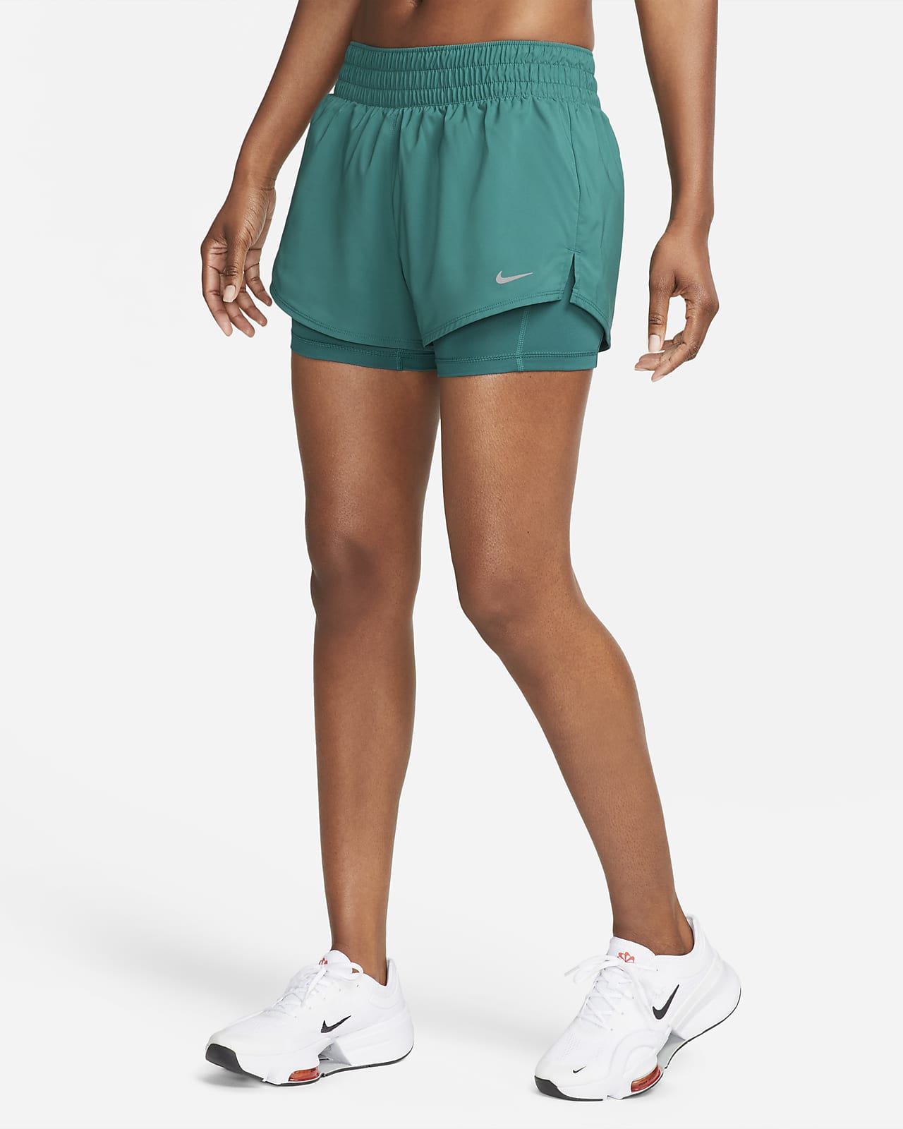 Ansichtkaart dronken een miljoen Nike Dri-FIT One Women's Mid-Rise 8cm (approx.) 2-in-1 Shorts. Nike ID