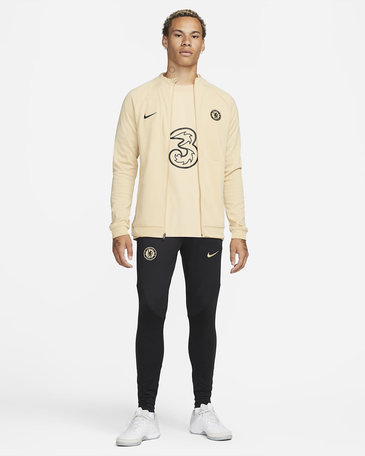 Chelsea F.C. Academy Pro Men's Knit Football Jacket. Nike SA