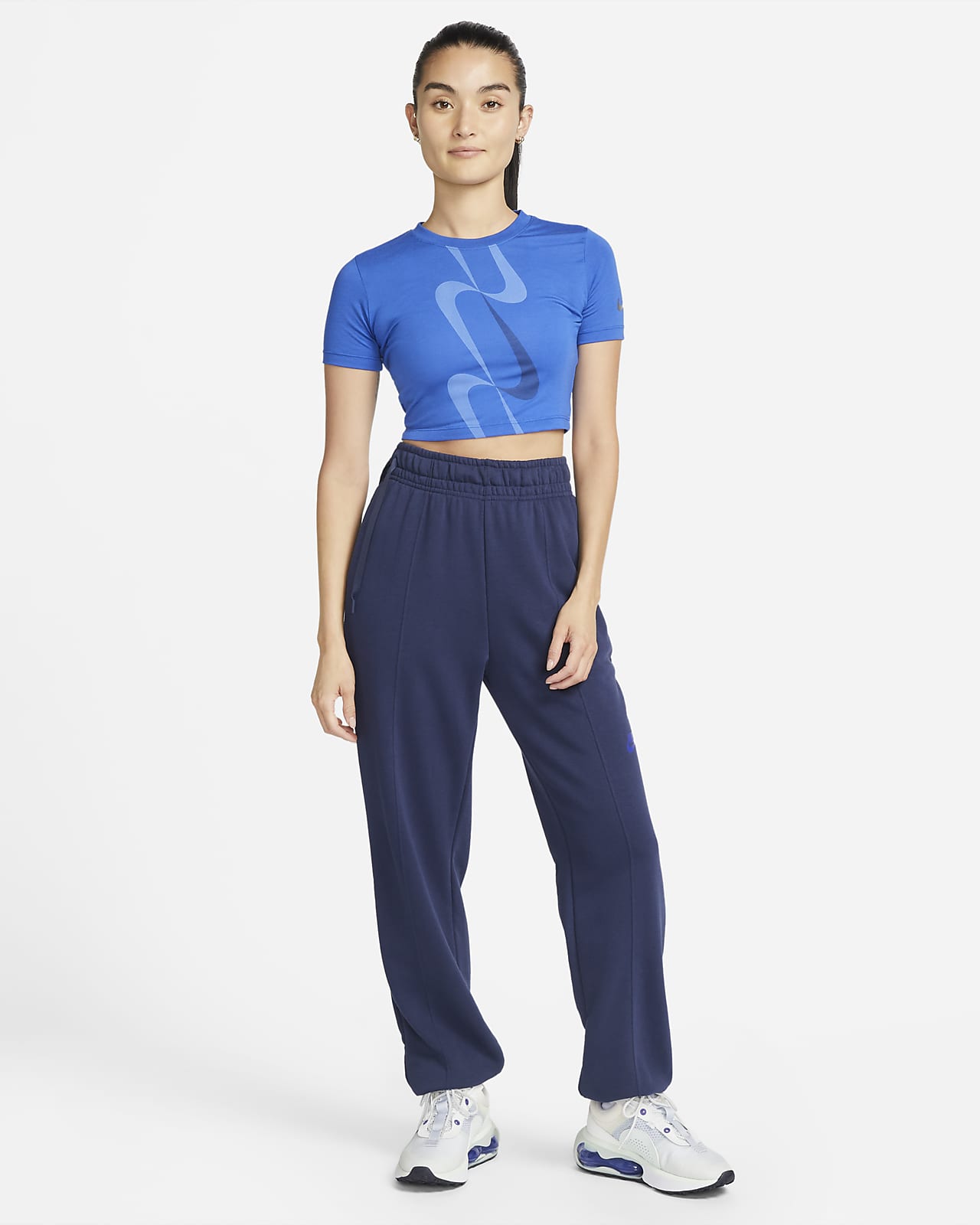 Nike Sportswear Women's Slim Cropped T-Shirt. Nike ID