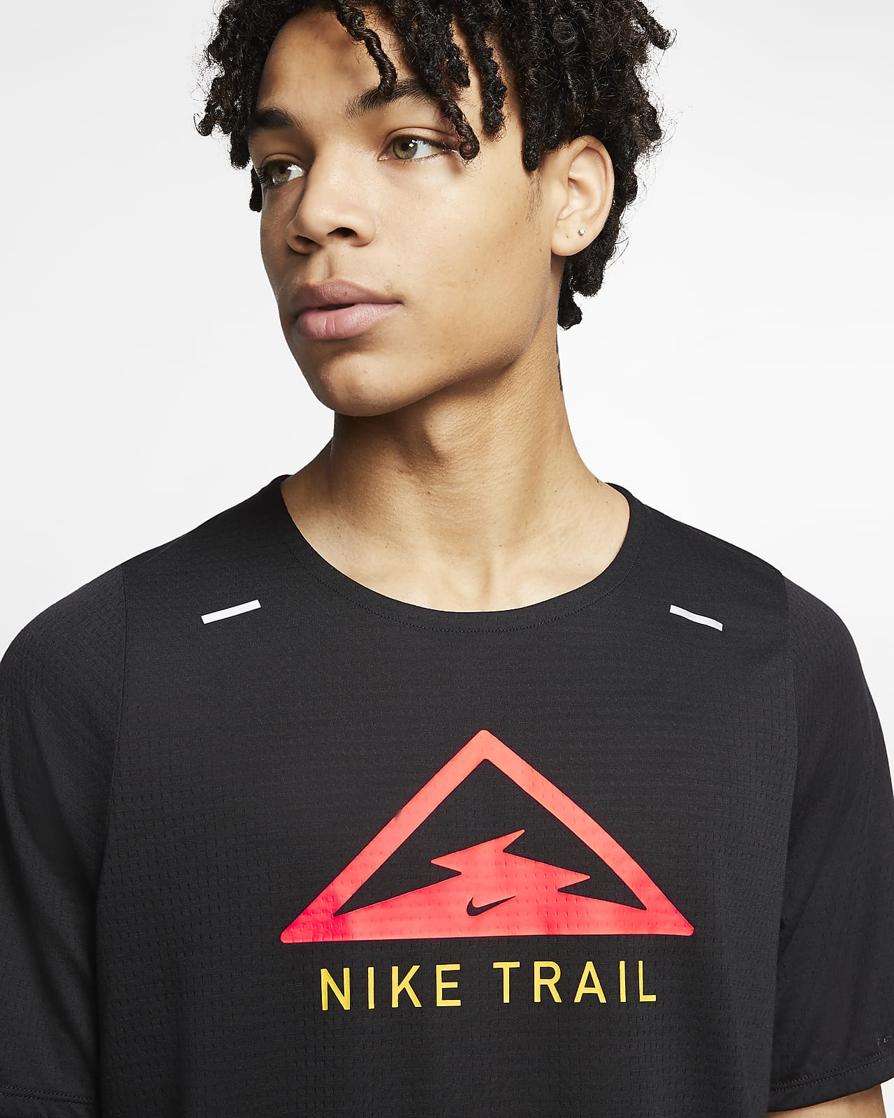 Nike Rise 365 Trail Men's Trail Running Top. Nike ZA