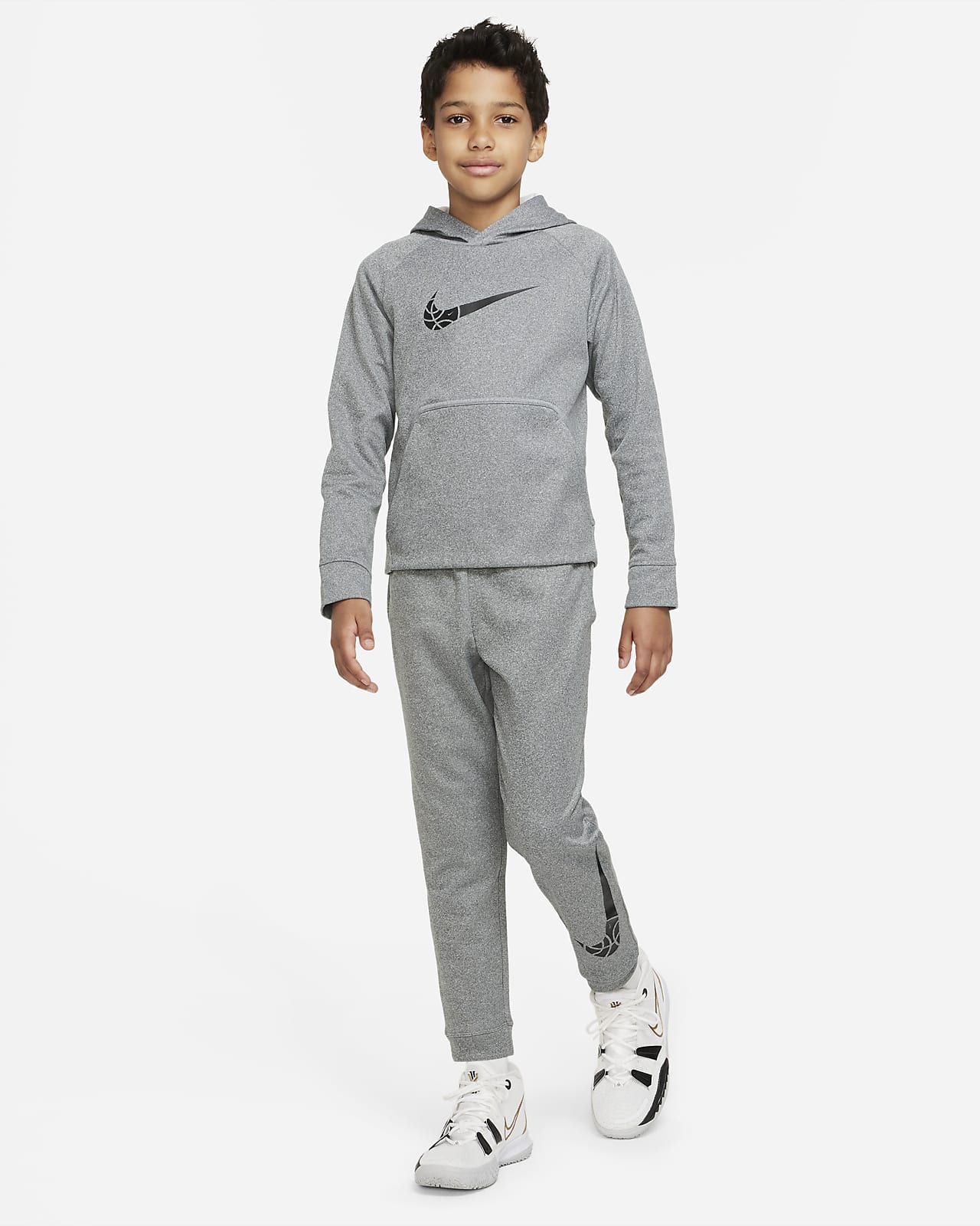 Nike Therma-FIT Older Kids' (Boys') Basketball Trousers. Nike GB