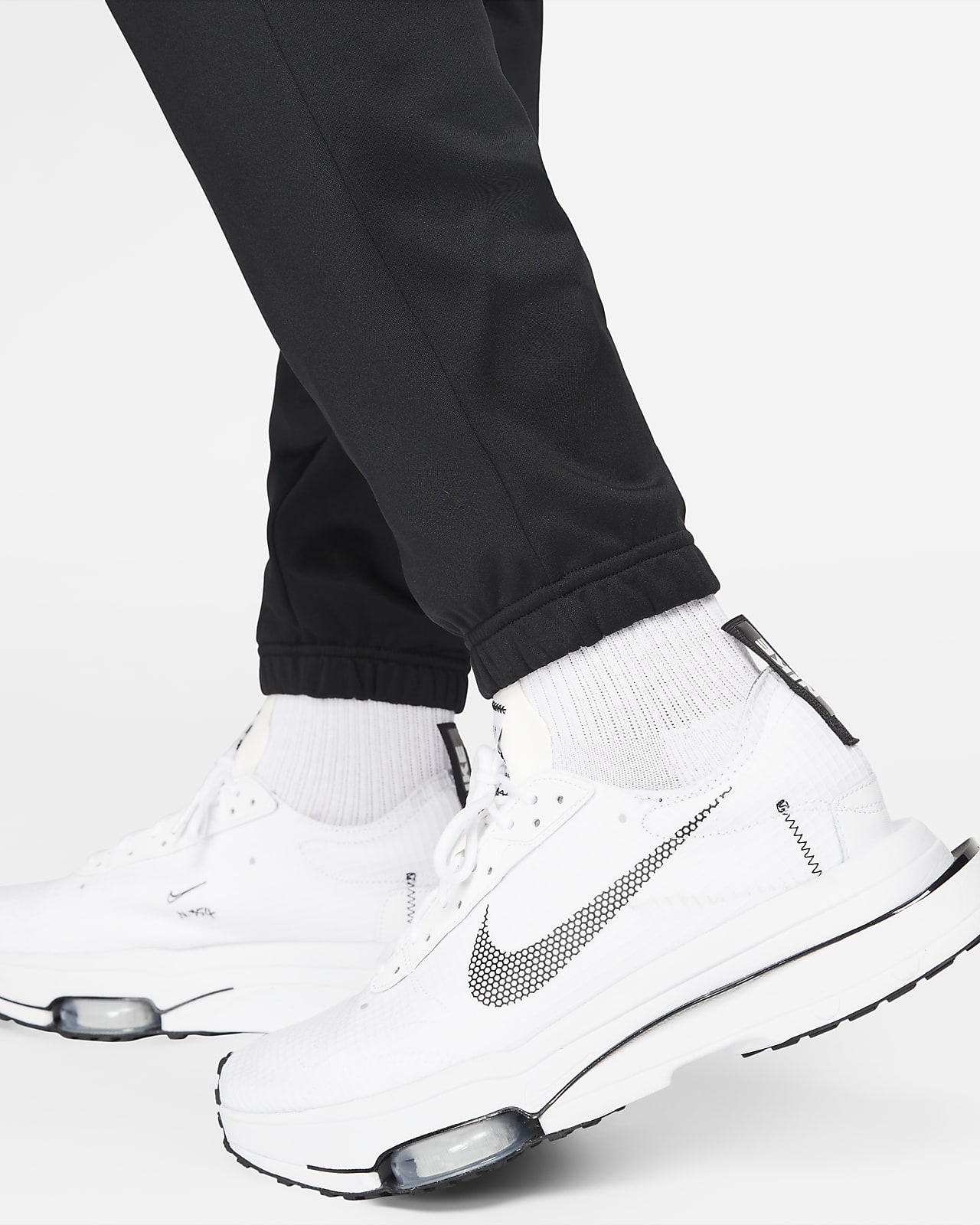 Sports Utility Fleece Joggers. Nike LU