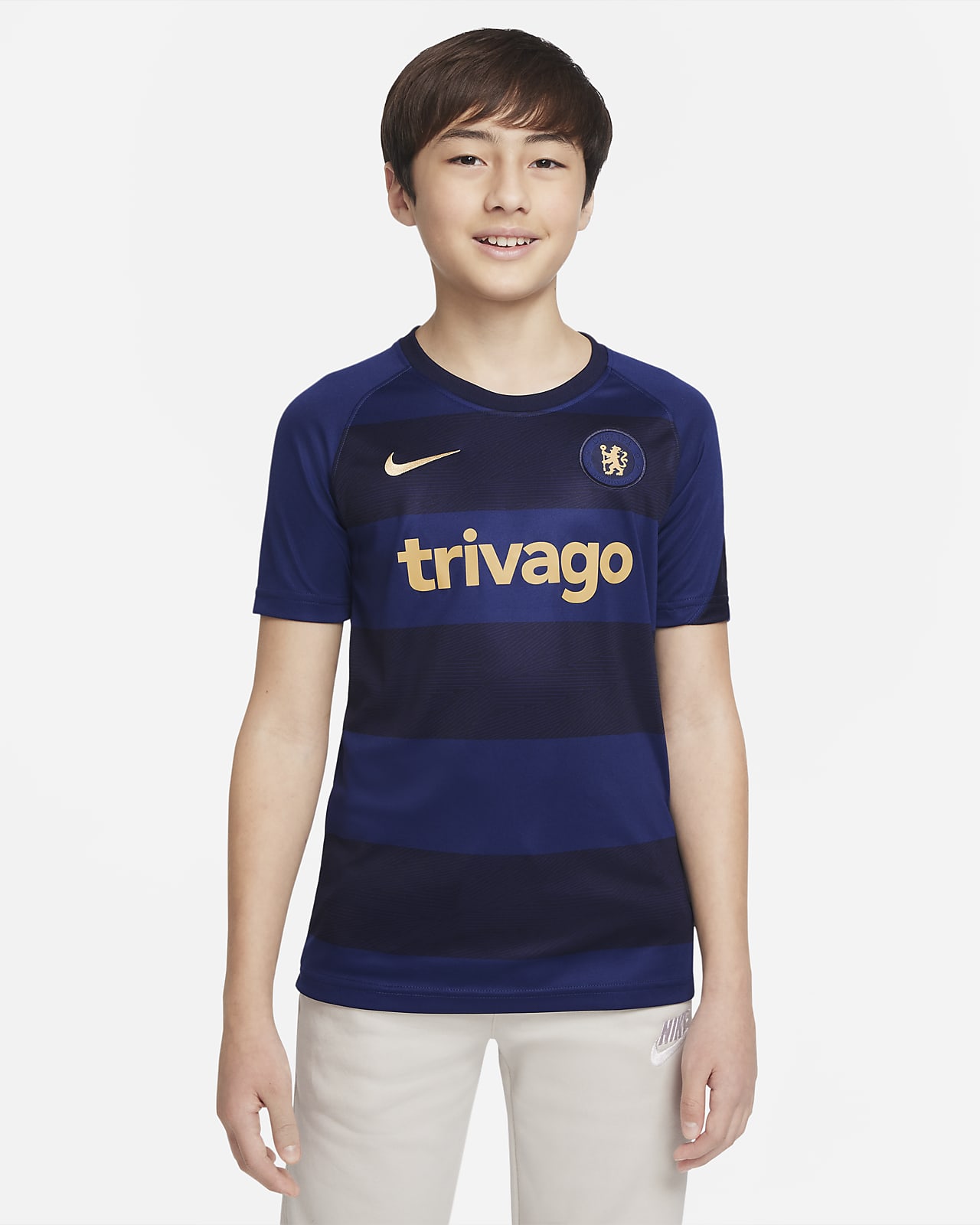 Chelsea F.C. Older Kids' Pre-Match Short-Sleeve Football Top. Nike IE