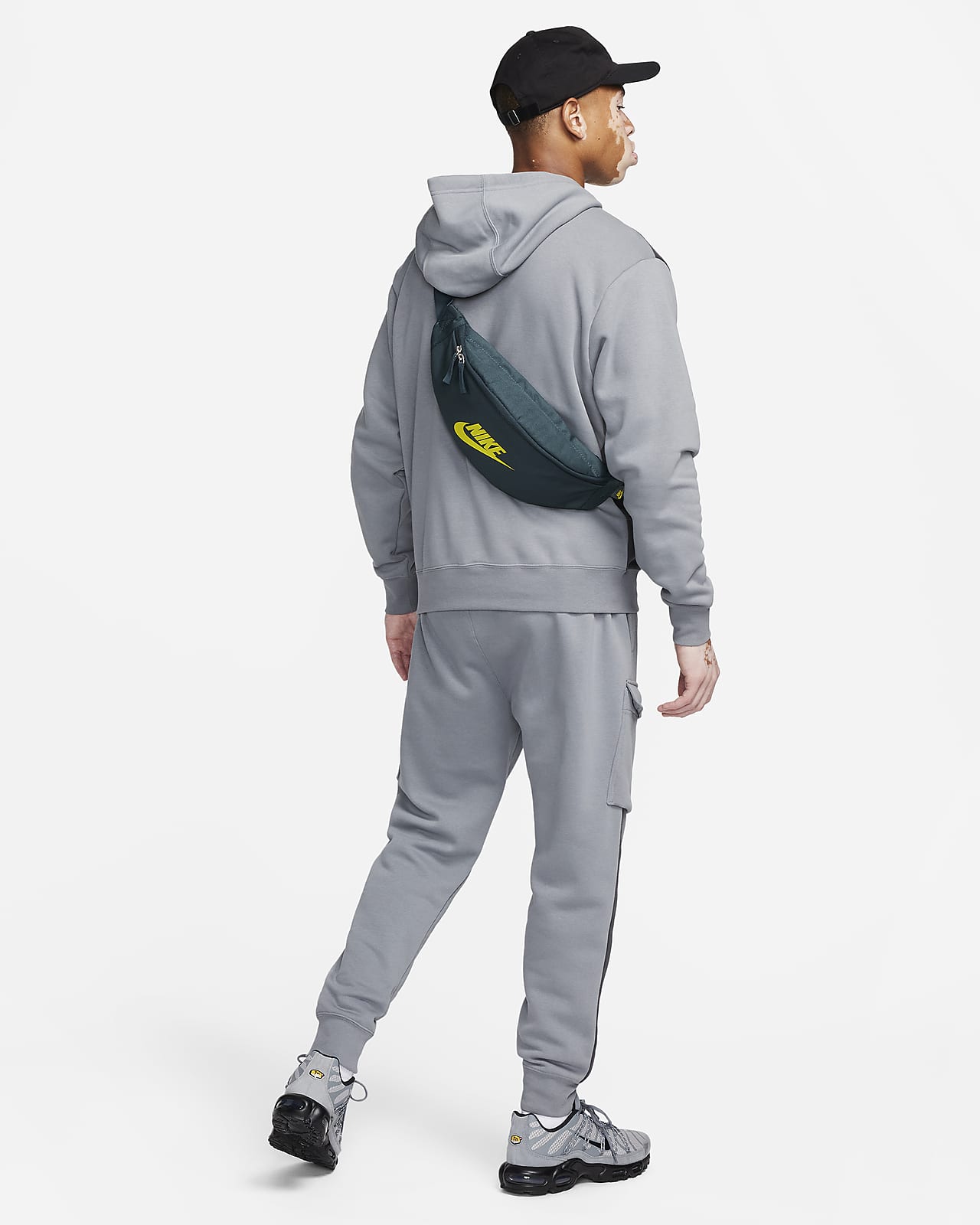 Nike Heritage heuptas 3 liter . Nike BE