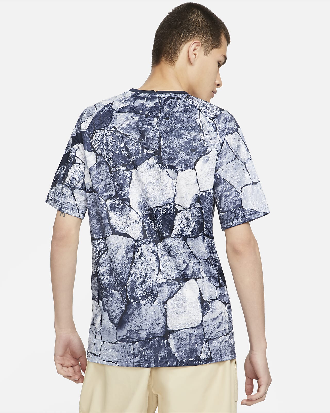 Playera de fútbol para antes del partido Nike Dri-FIT para hombre Pumas UNAM.  Nike.com