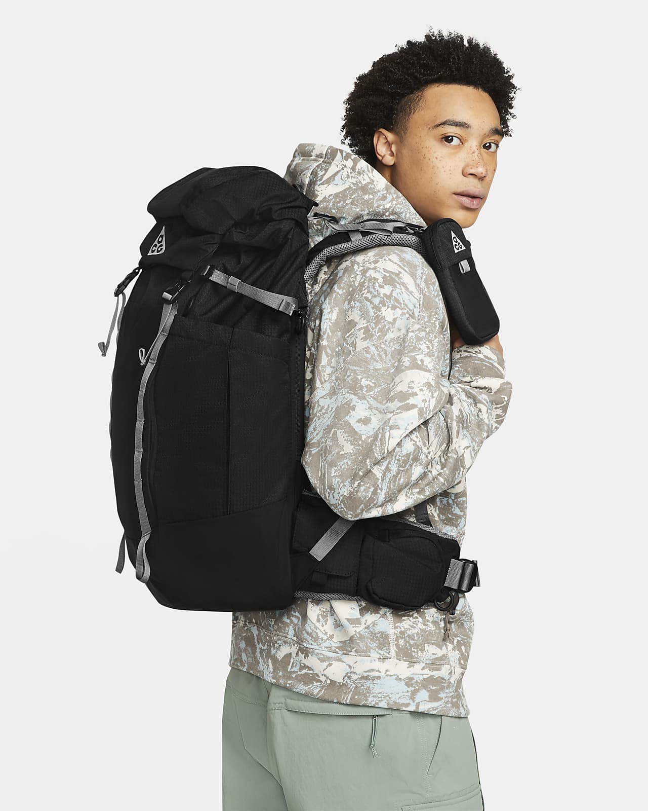 nike hiking backpack