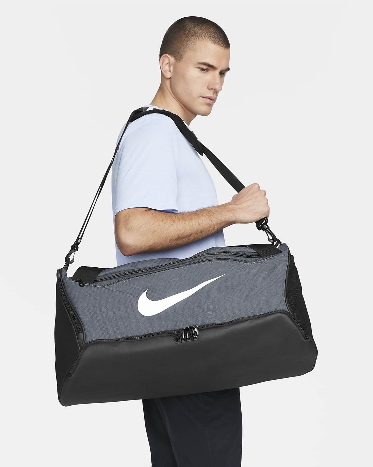 Nike Brasilia 9.5 Medium Training Duffel Bag, Grey