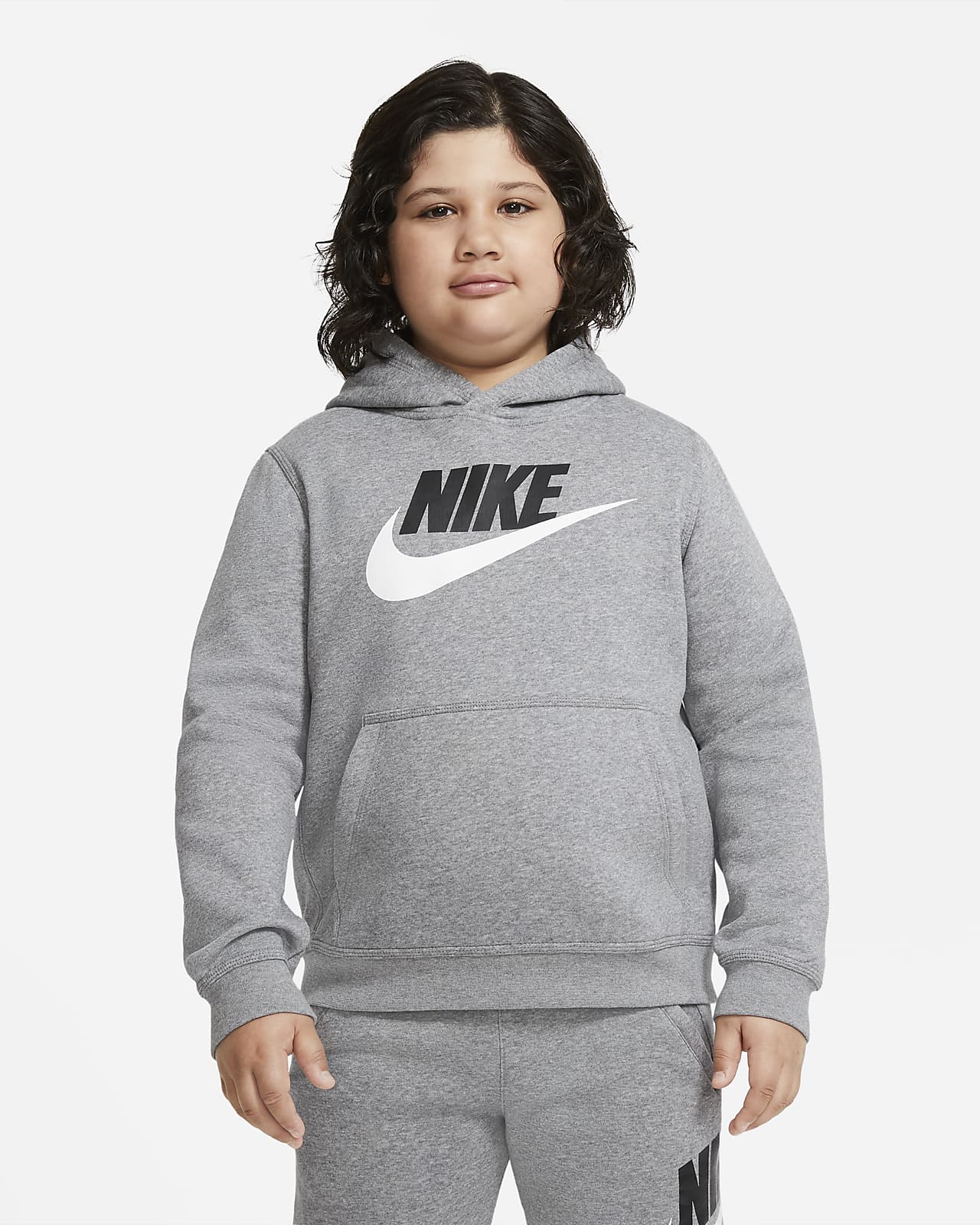 Nike Sportswear Club Older Pullover Hoodie (Extended Size). LU