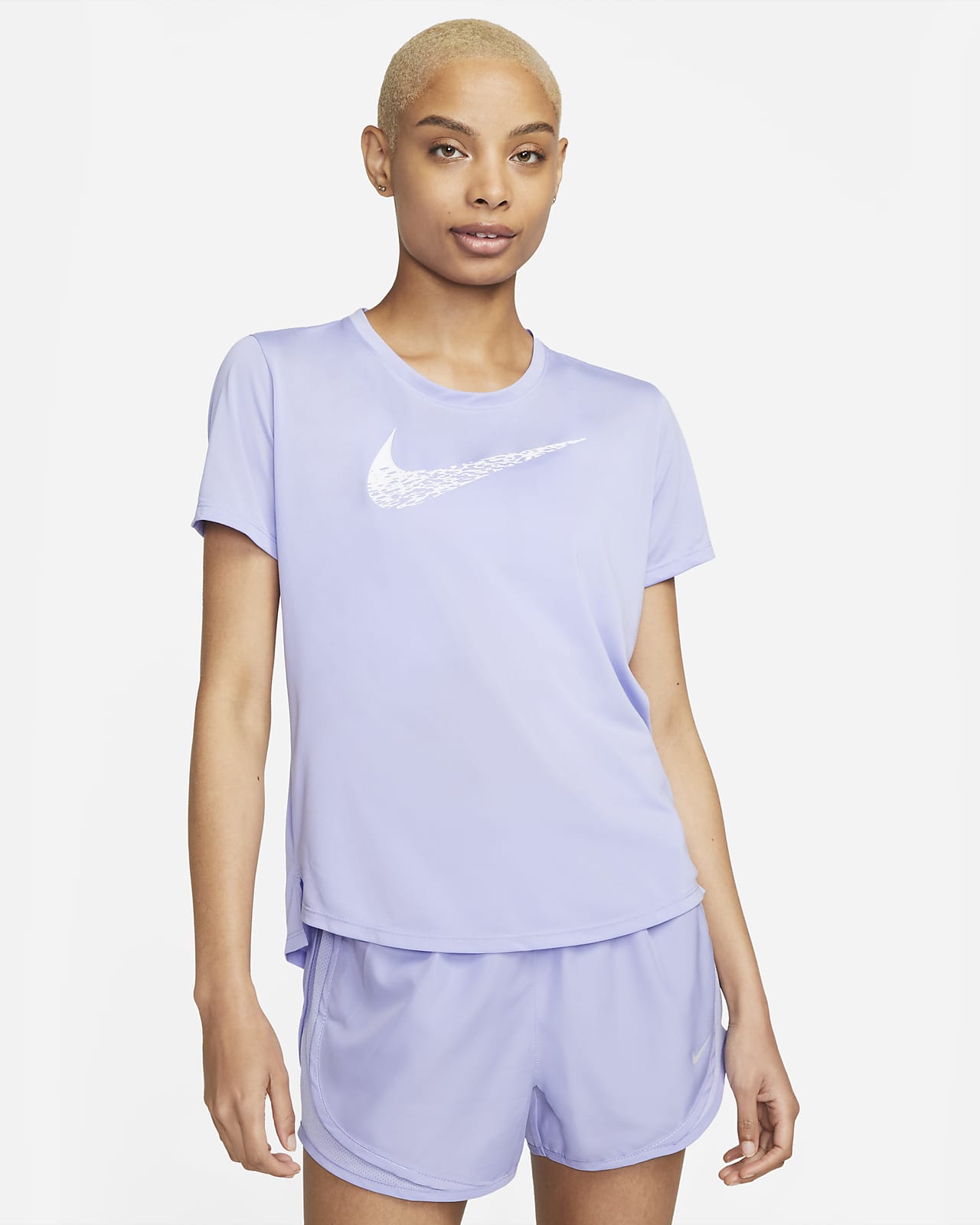 Kortærmet Nike Swoosh Run-løbeoverdel til kvinder