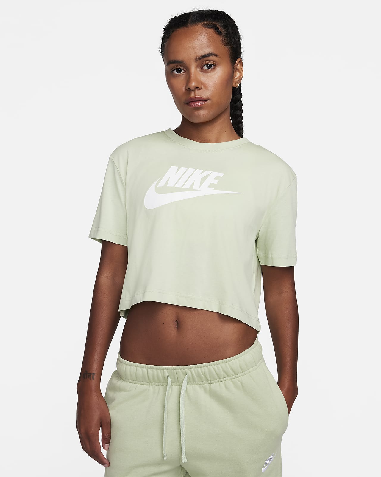 Elektriker svejsning svovl Nike Sportswear Essential Women's Cropped Logo T-Shirt. Nike.com