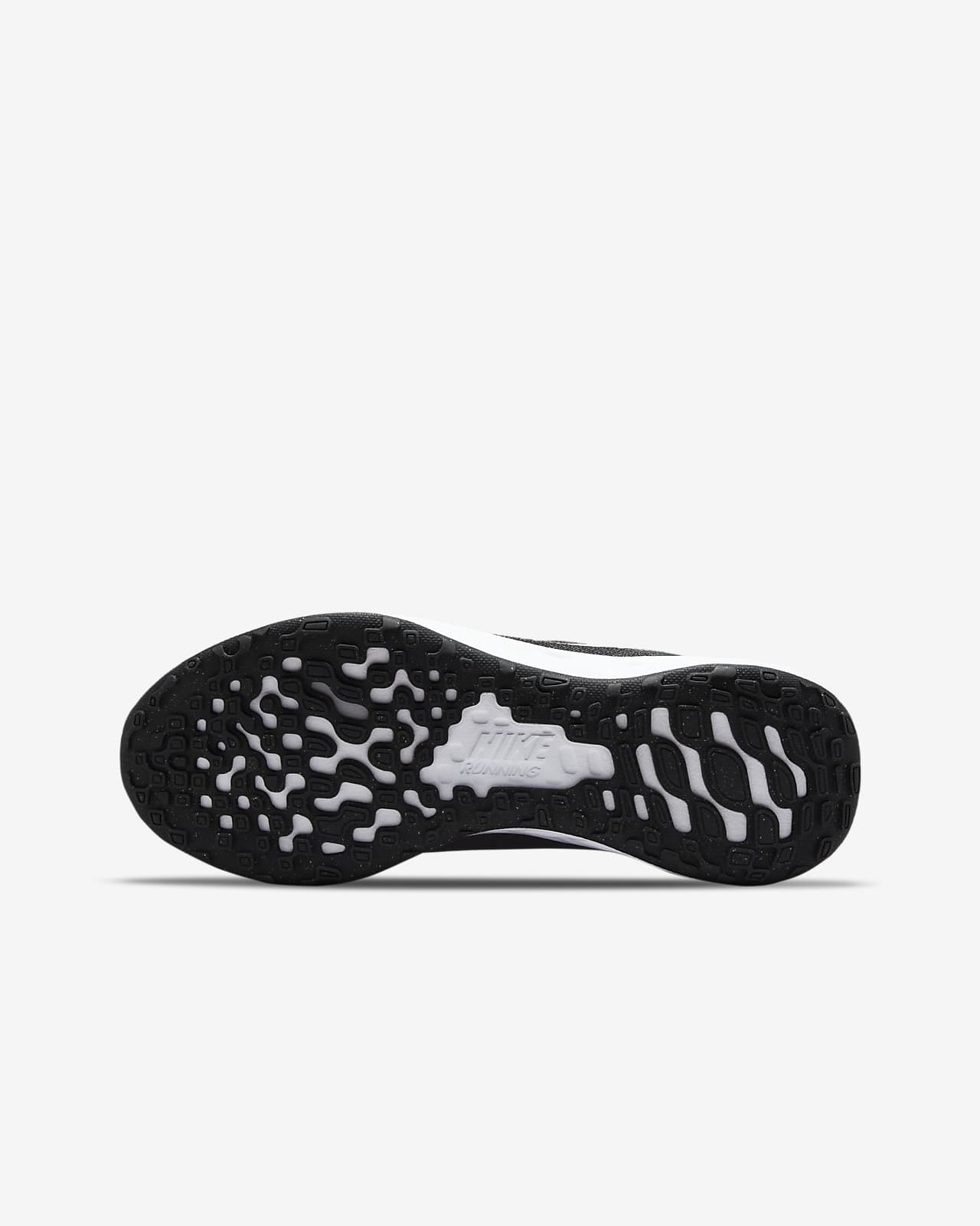 Calzado de running para carretera para niños talla grande Nike Revolution 6.  Nike.com