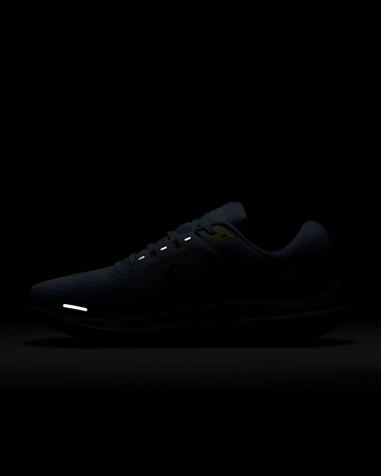Nike Air Zoom Vomero 16 Hardloopschoenen voor dames (straat). Nike NL