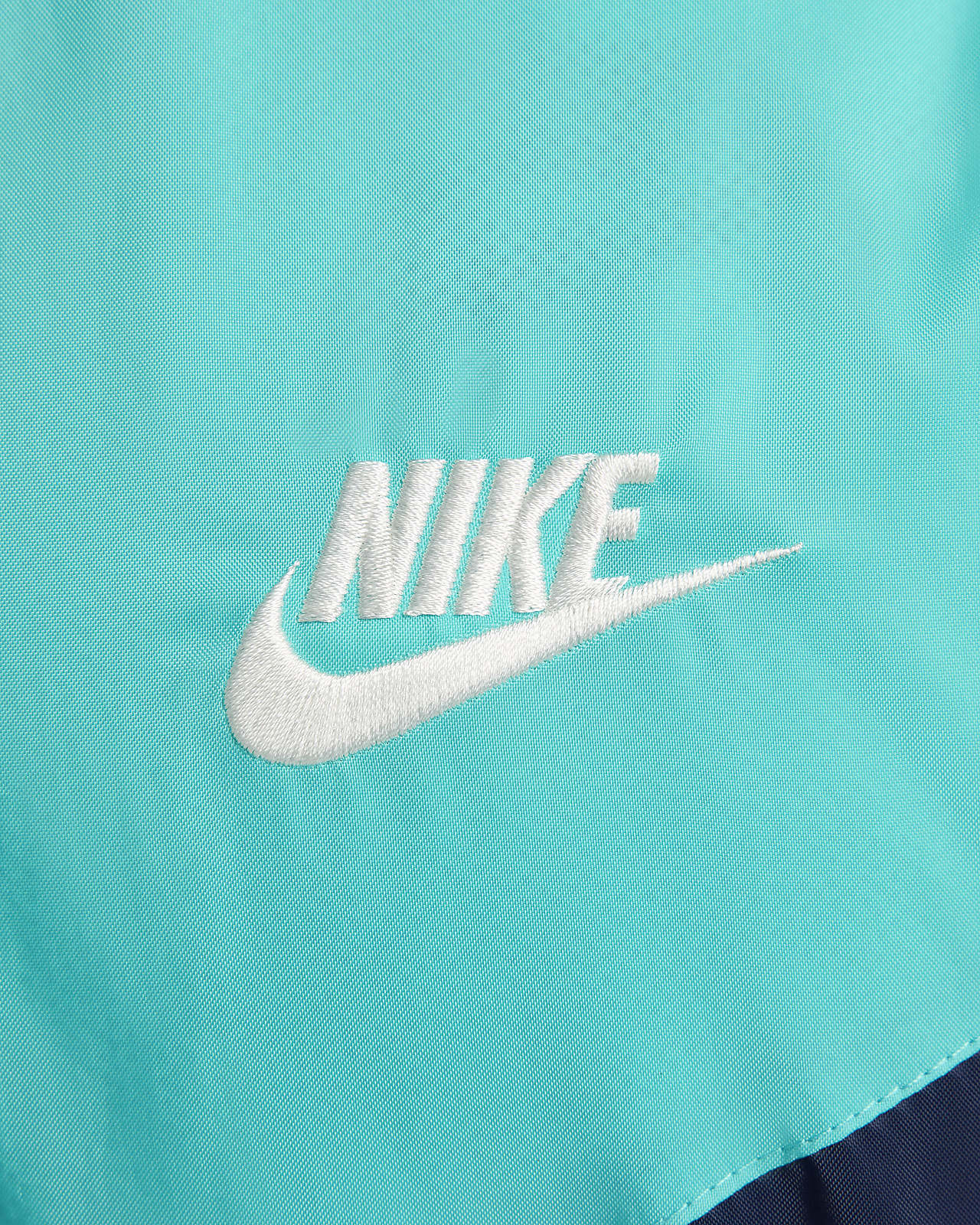 Nike - Men - Woven Land Windrunner Jacket - Khaki/Medium Olive