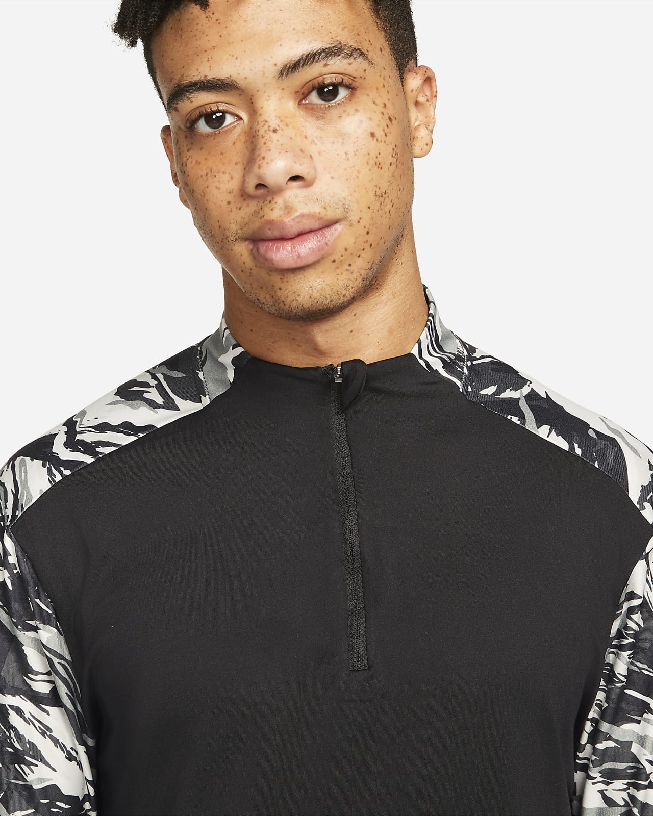Maglia da trail running con zip a metà lunghezza Nike Dri-FIT - Uomo. Nike  IT