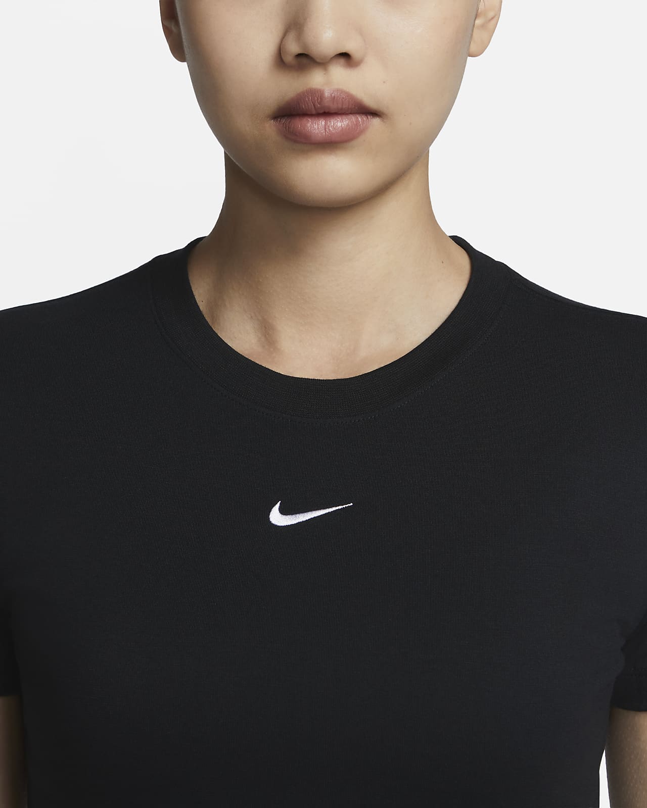 Nike Sportswear Essential Women's Slim-fit Crop T-Shirt. Nike ID