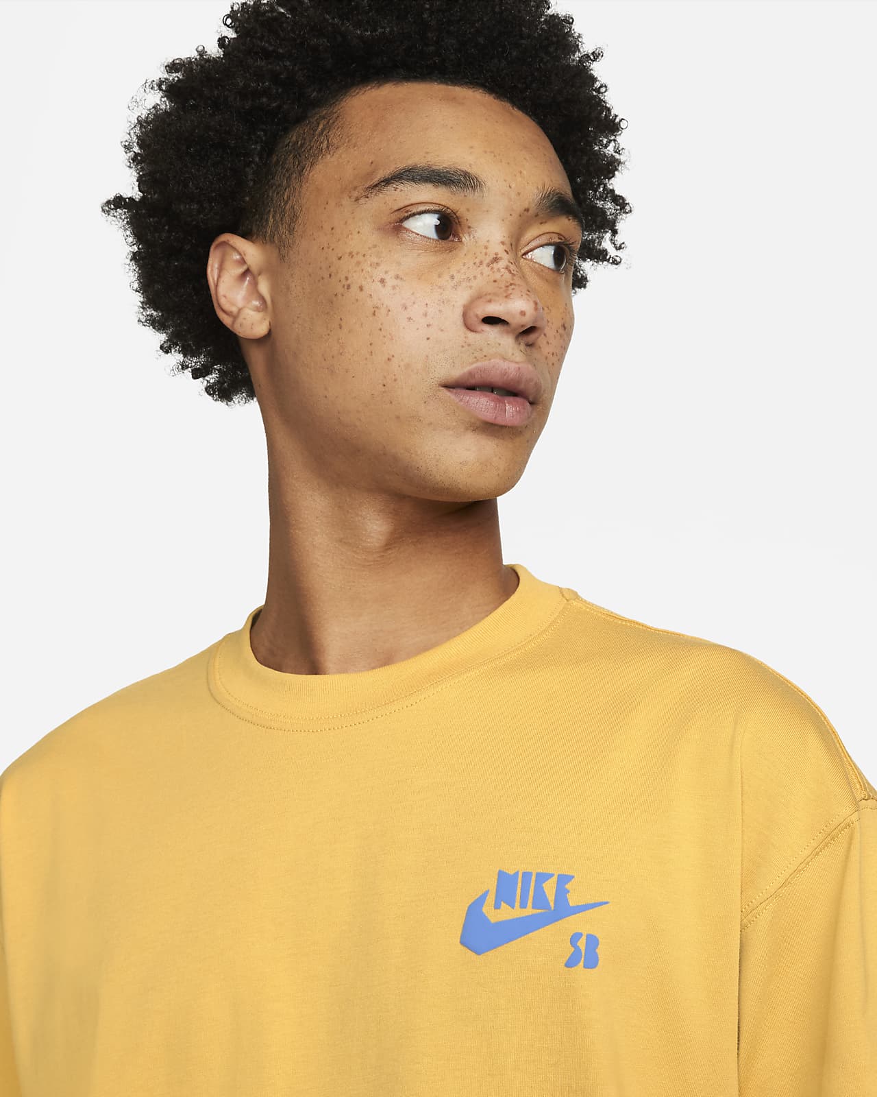 tee shirt jaune nike