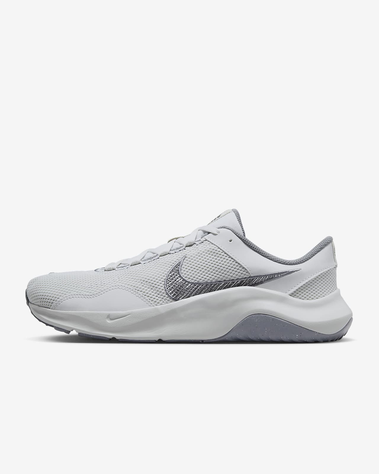 Nike Legend Essential 3 Next Nature Trainingsschoenen voor heren. Nike BE
