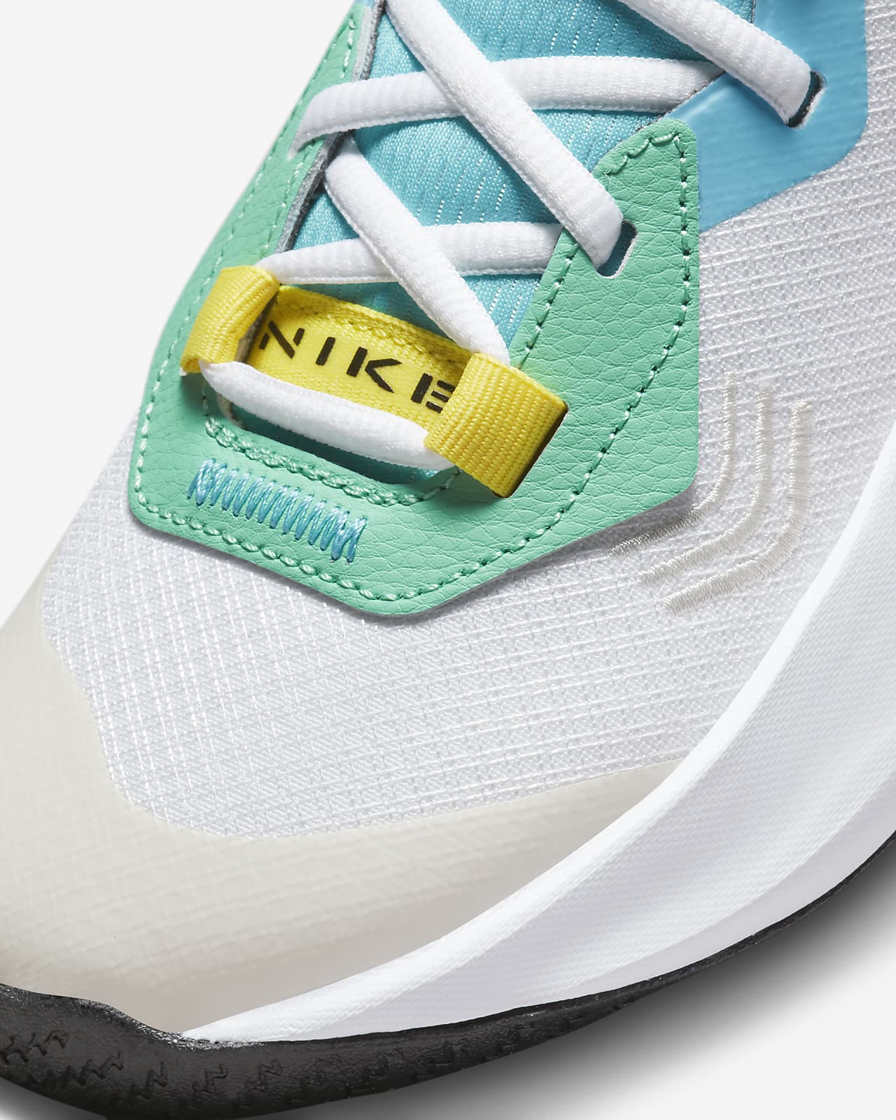 Nike Big Kids' Air Zoom Crossover Basketball Shoes