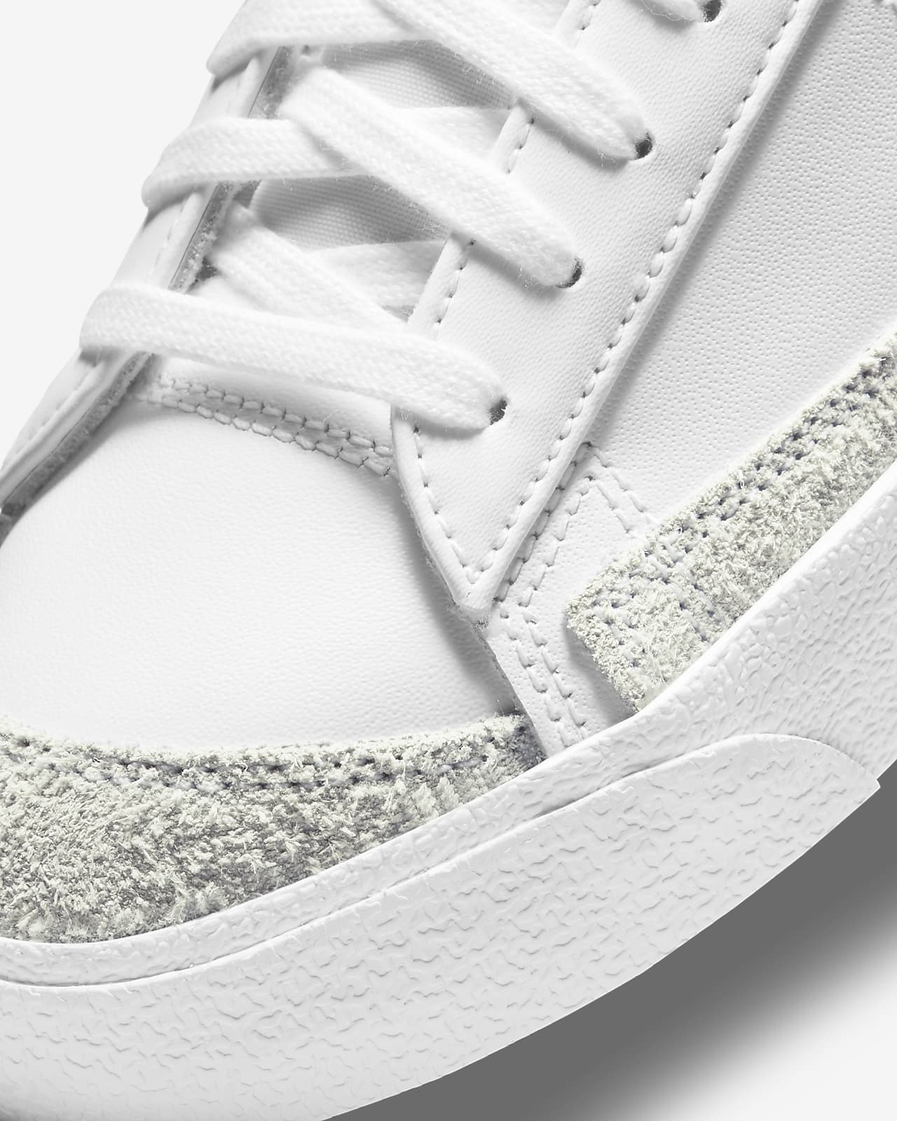 nike blazer low 77 women's review