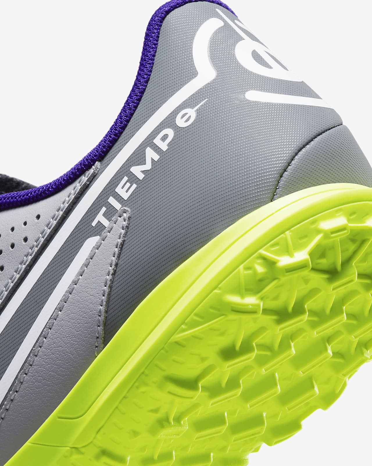 nike tiempo legend 9.5