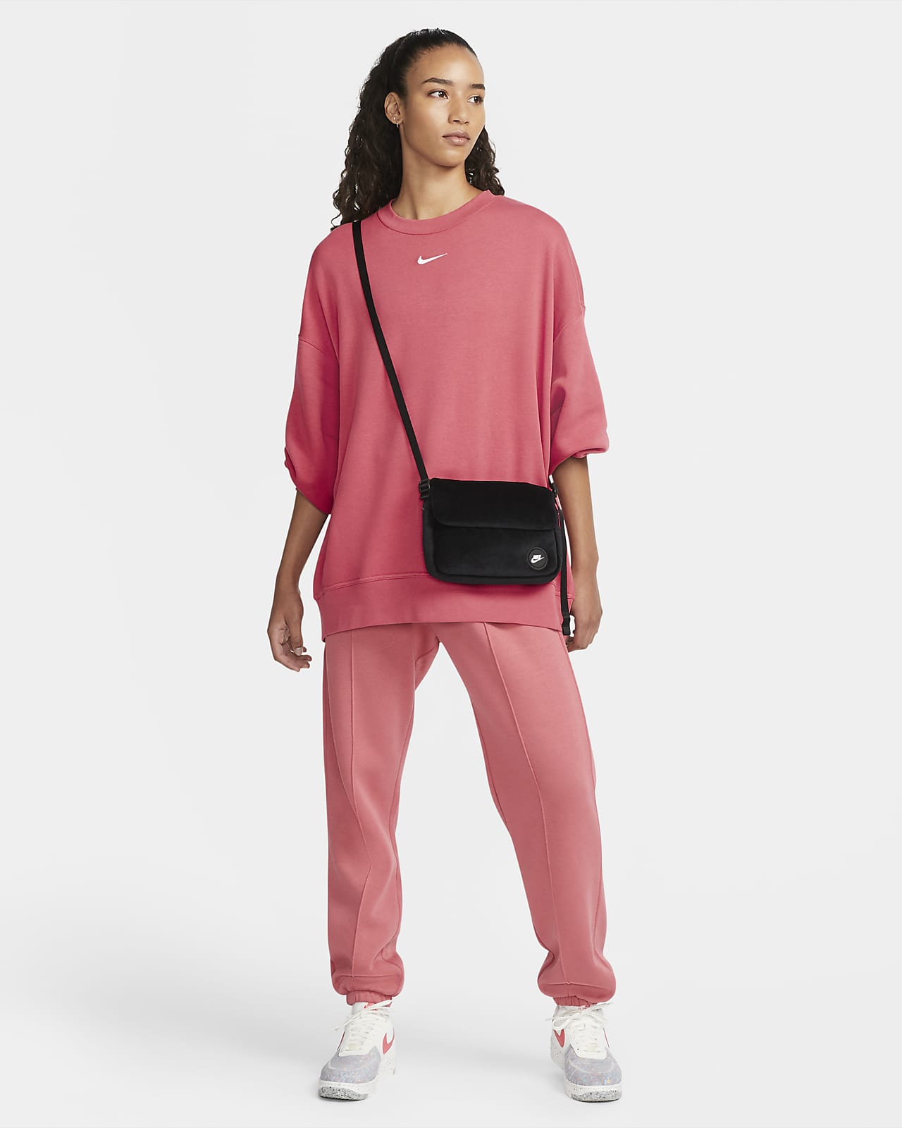 nike fleece oversized crew sweatshirt