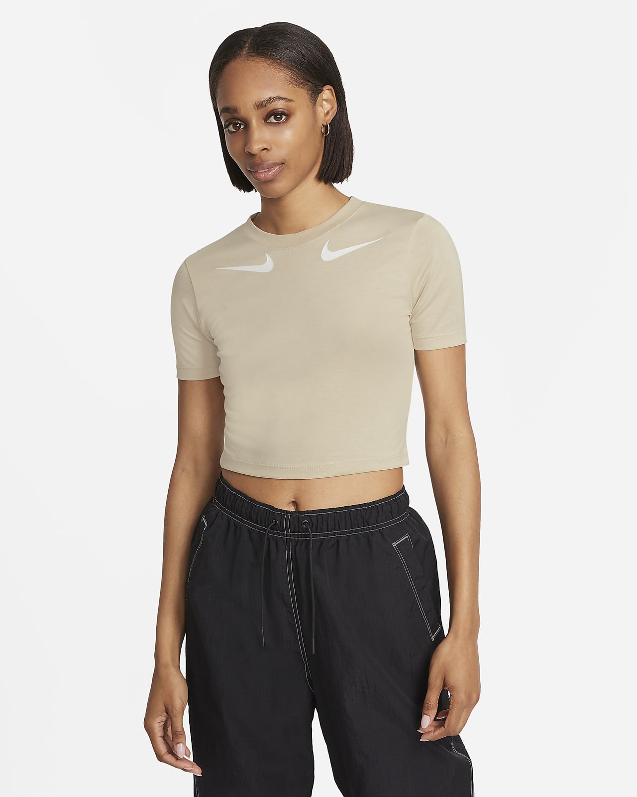 Nike Sportswear Women's T-Shirt. Nike GB