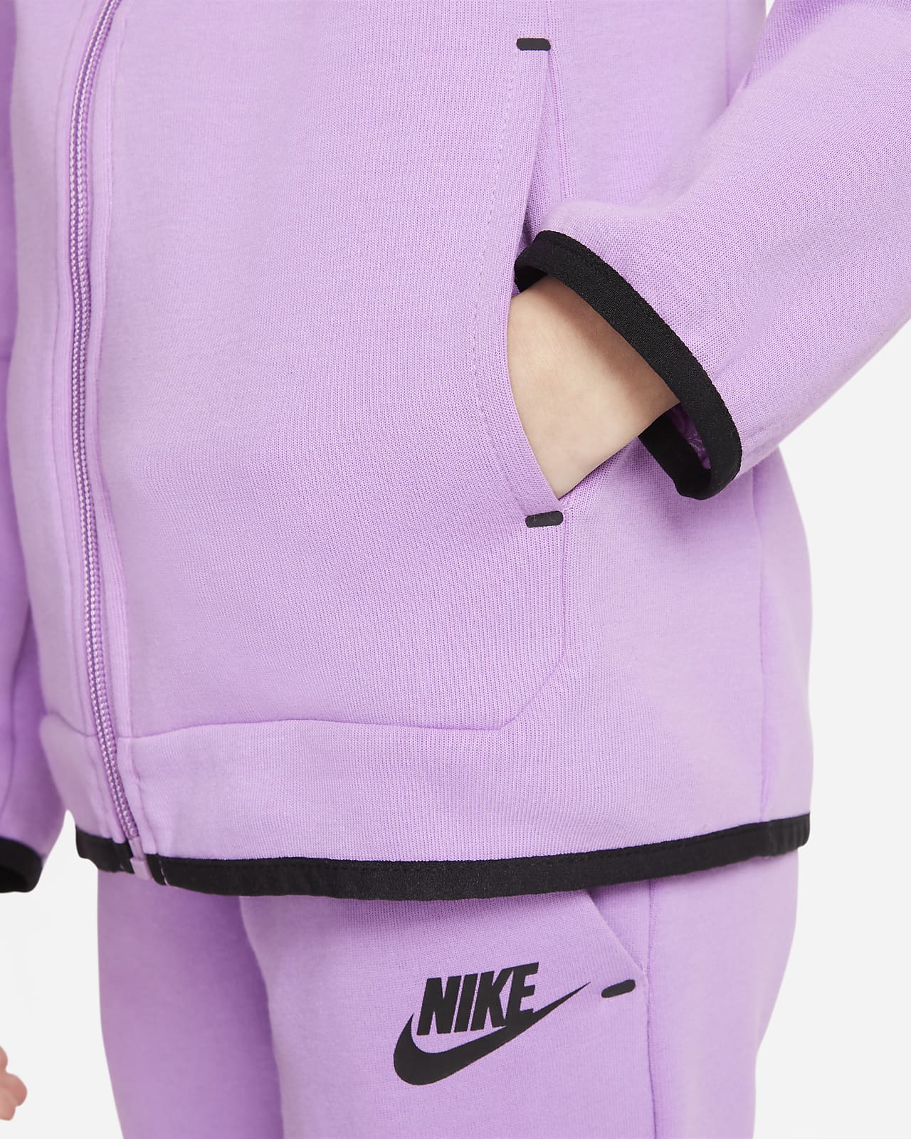 Conjunto de pantalones y chamarra para niños talla pequeña Nike Sportswear  Tech Fleece. Nike.com