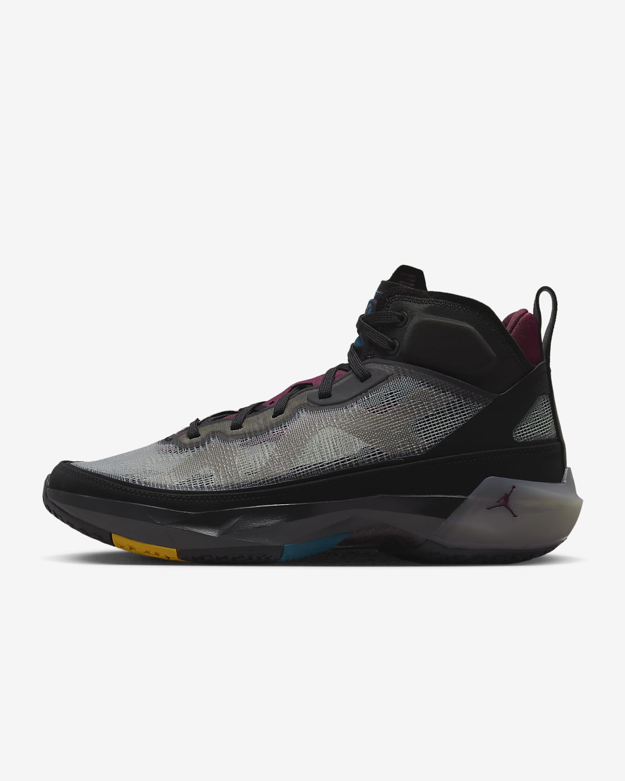 jordan basketball player shoes