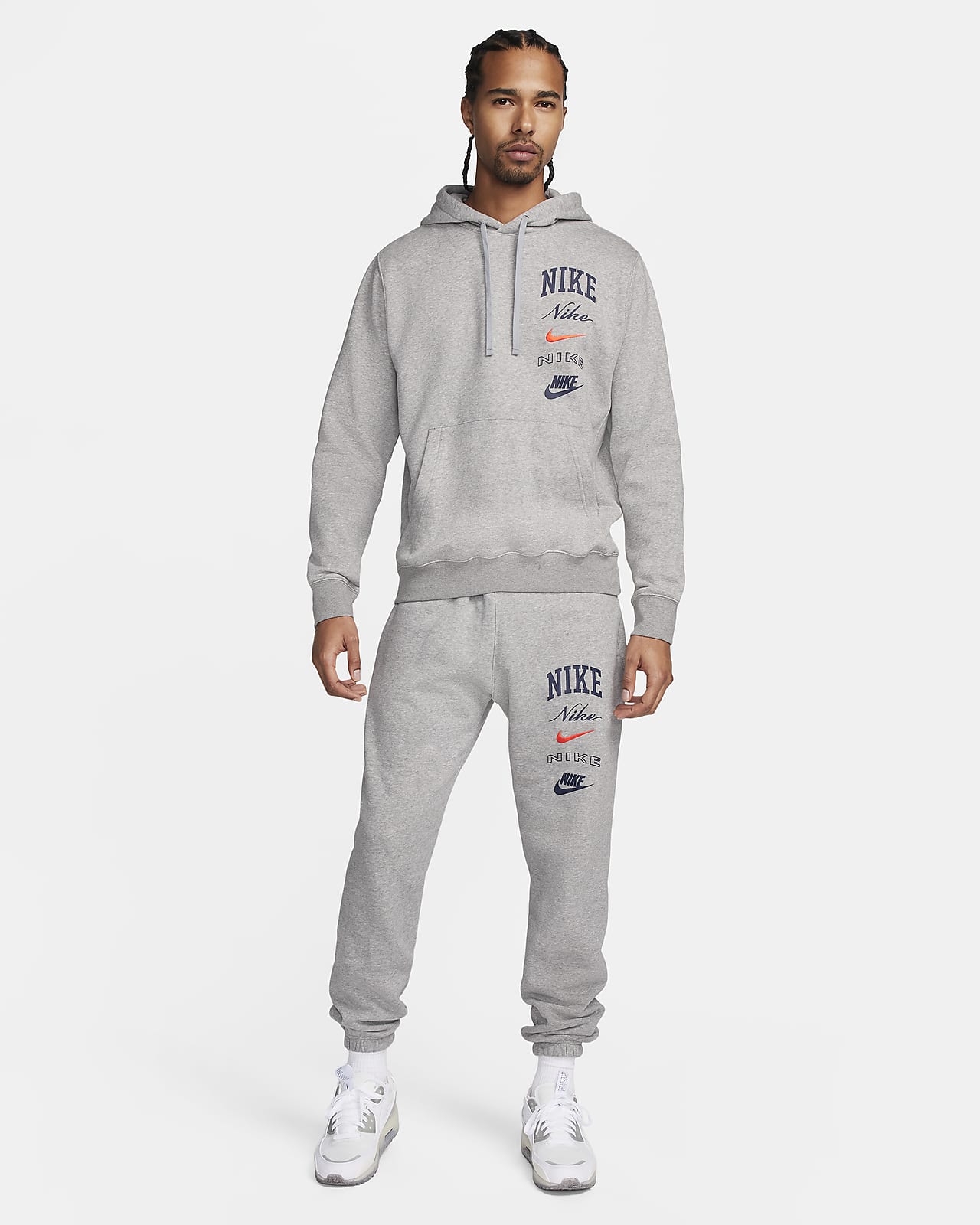 https://static.nike.com/a/images/t_PDP_1280_v1/f_auto,q_auto:eco/1321485e-b02a-47ee-8acc-016e1df8a0ed/club-fleece-pullover-hoodie-1sfFJ2.png