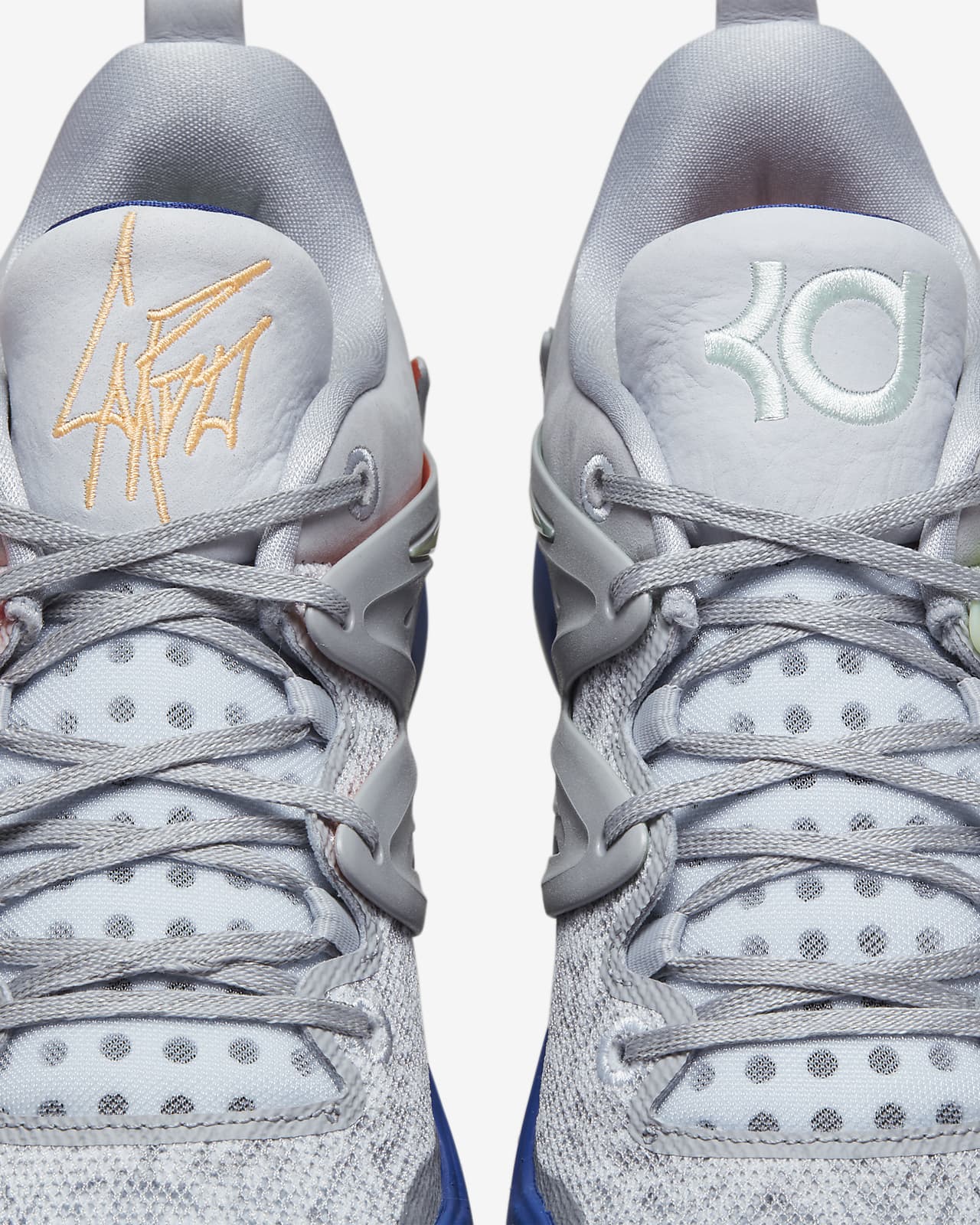 KD15 Basketball Shoes. Nike BE