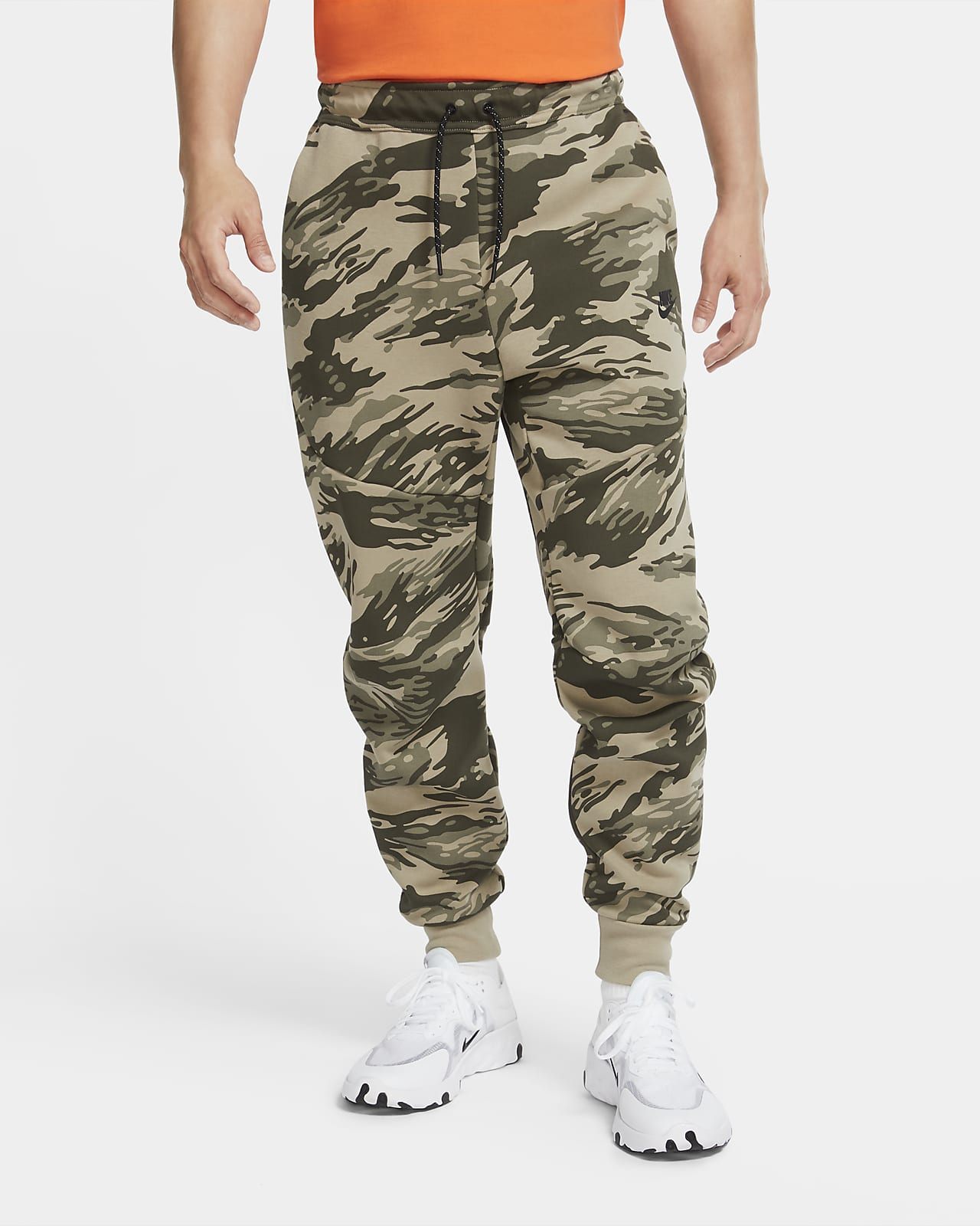 nike camo sweatpants