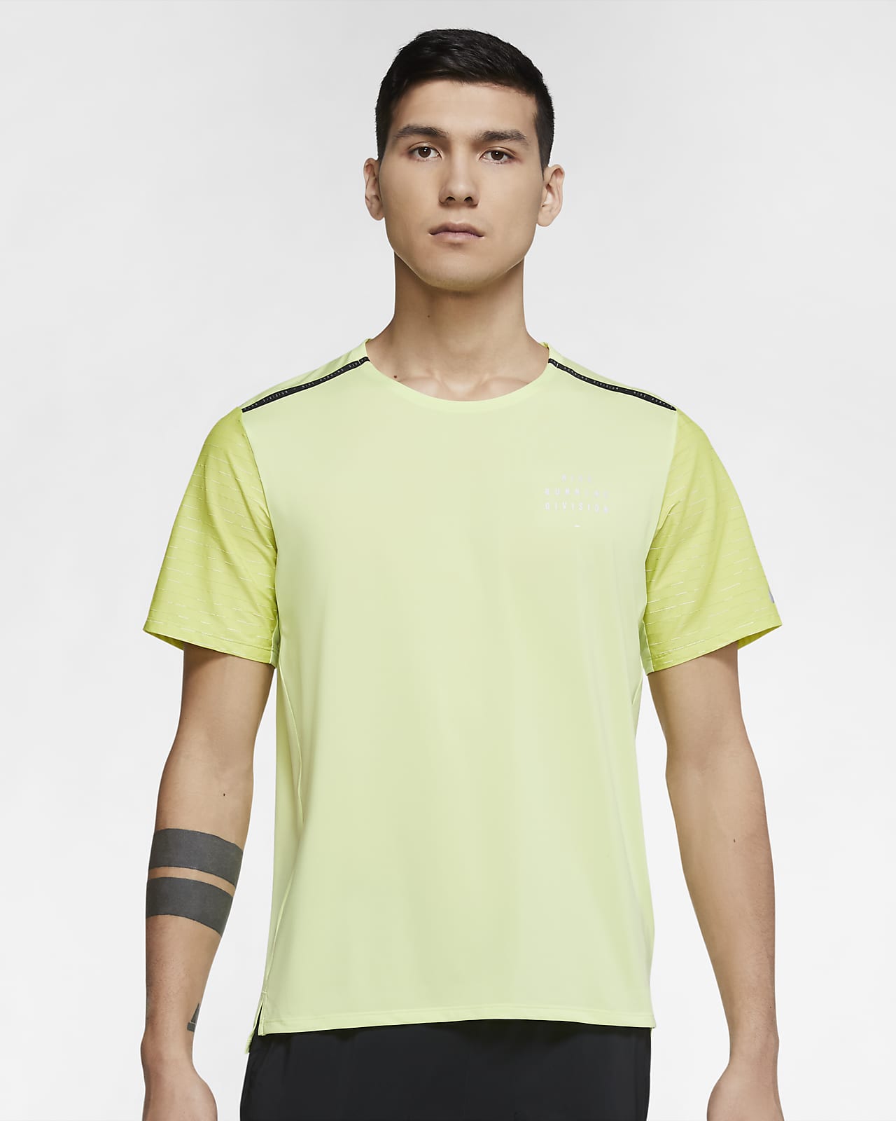 Pánské běžecké tričko Nike Dri-FIT Rise 365 Run Division s krátkým rukávem