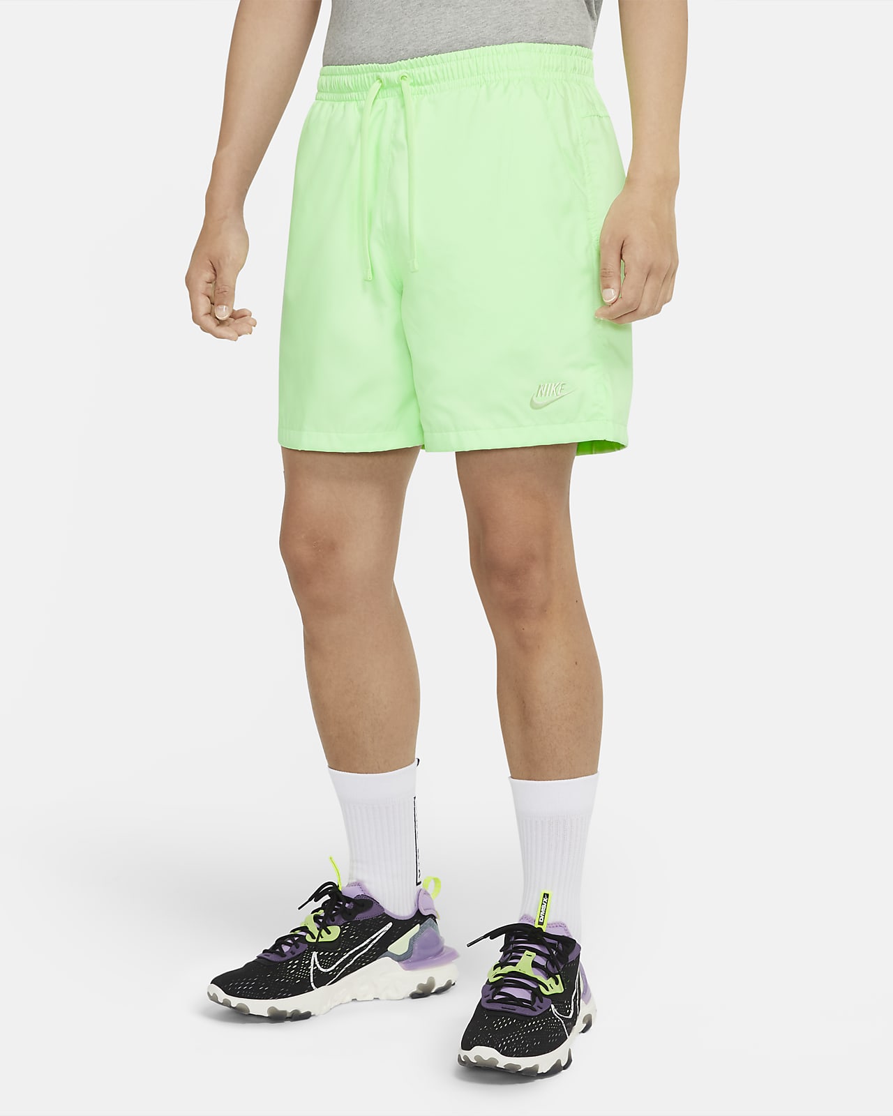 nike standard fit mid thigh length shorts