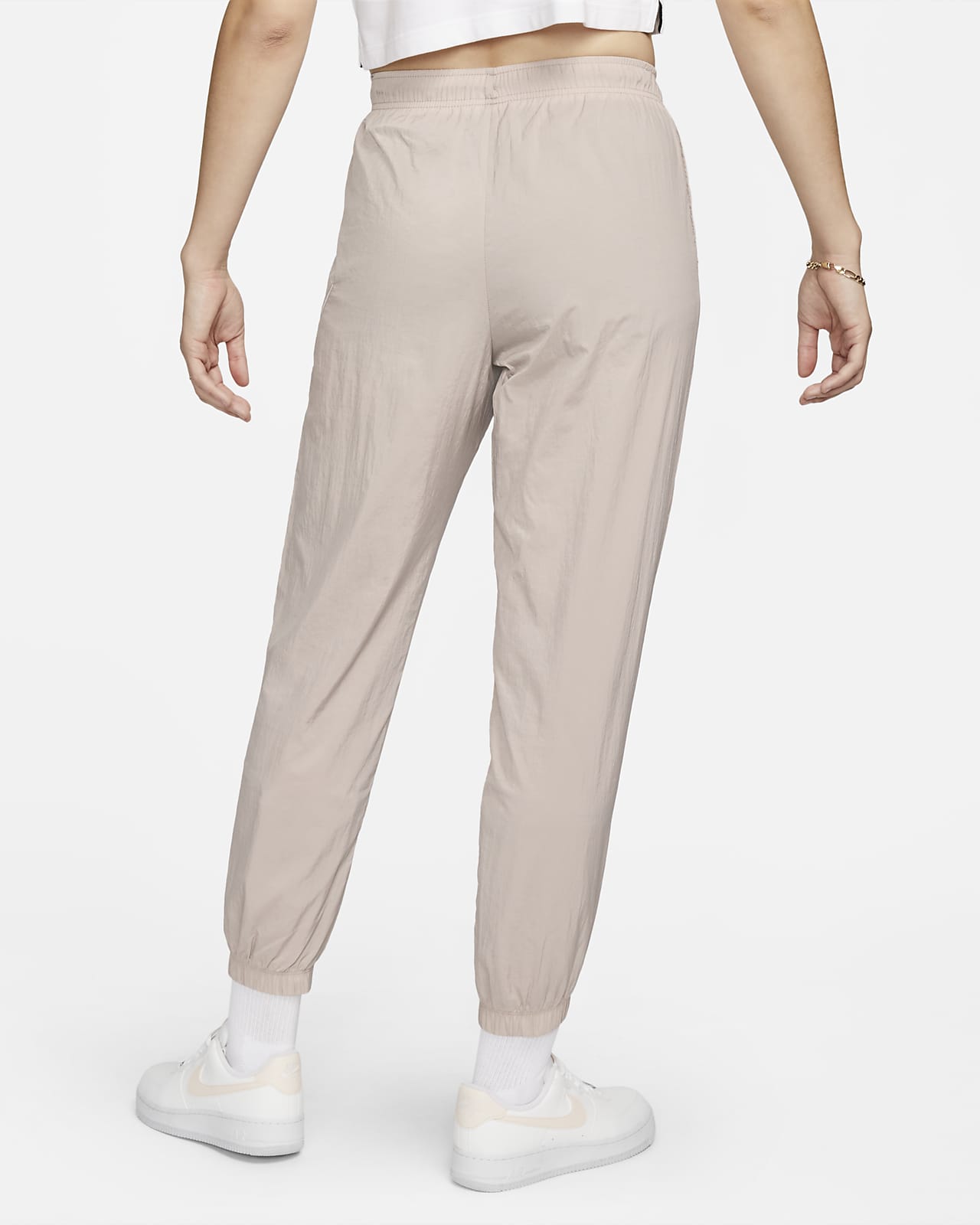 Sportswear Essential Women's Mid-Rise Pants. Nike.com