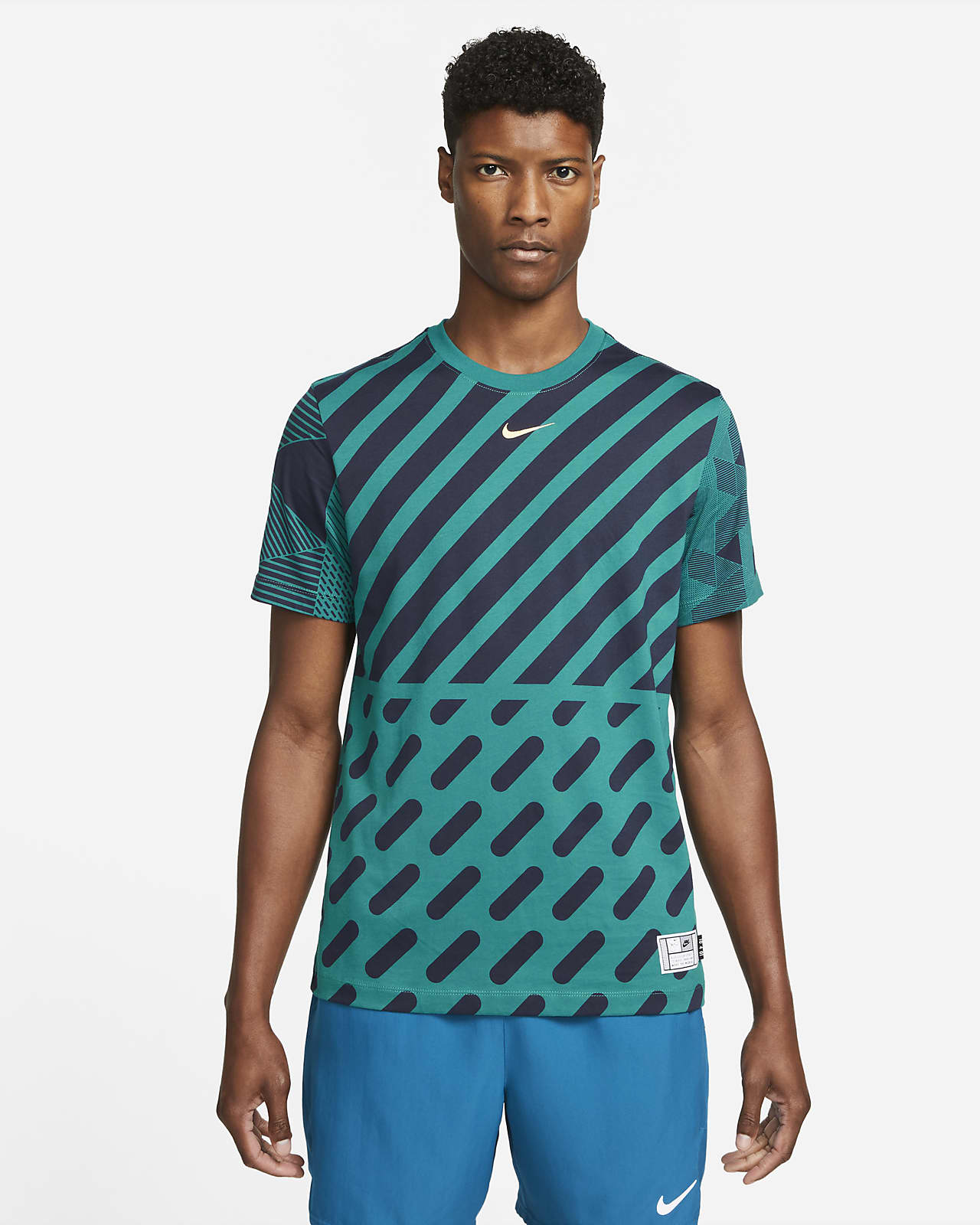 Serena Williams Design Graphic Tennis T-Shirt. Nike AU