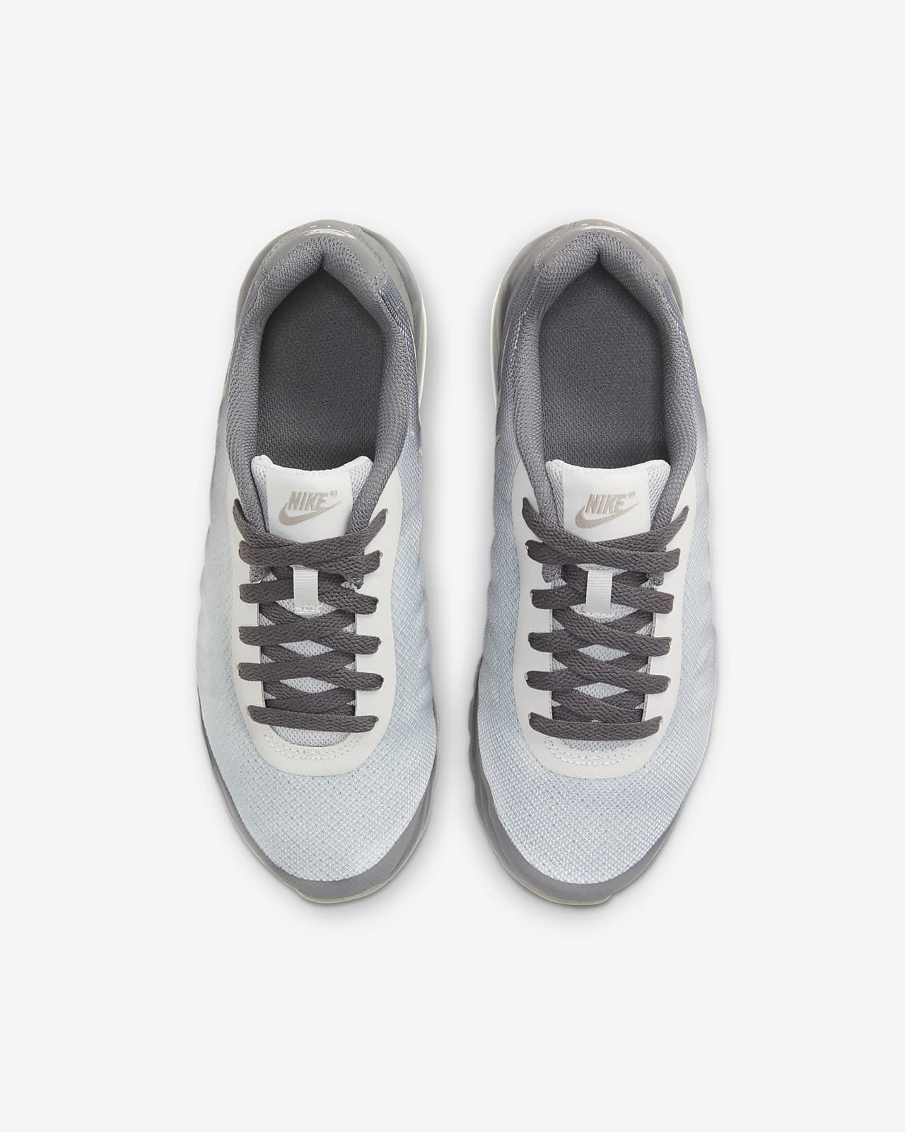 boys nike invigor
