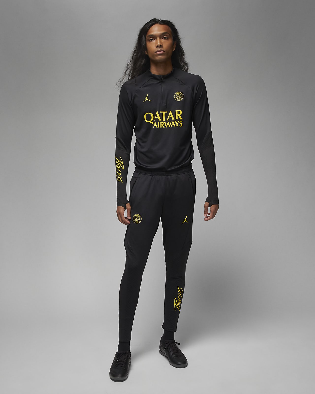 Haut d'entraînement de football en maille Jordan Dri-FIT Paris Saint-Germain  Strike pour homme. Nike LU