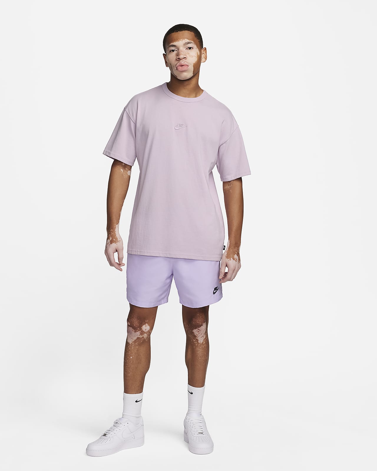 Nike Sportswear Men's Woven Flow Shorts. Nike FI