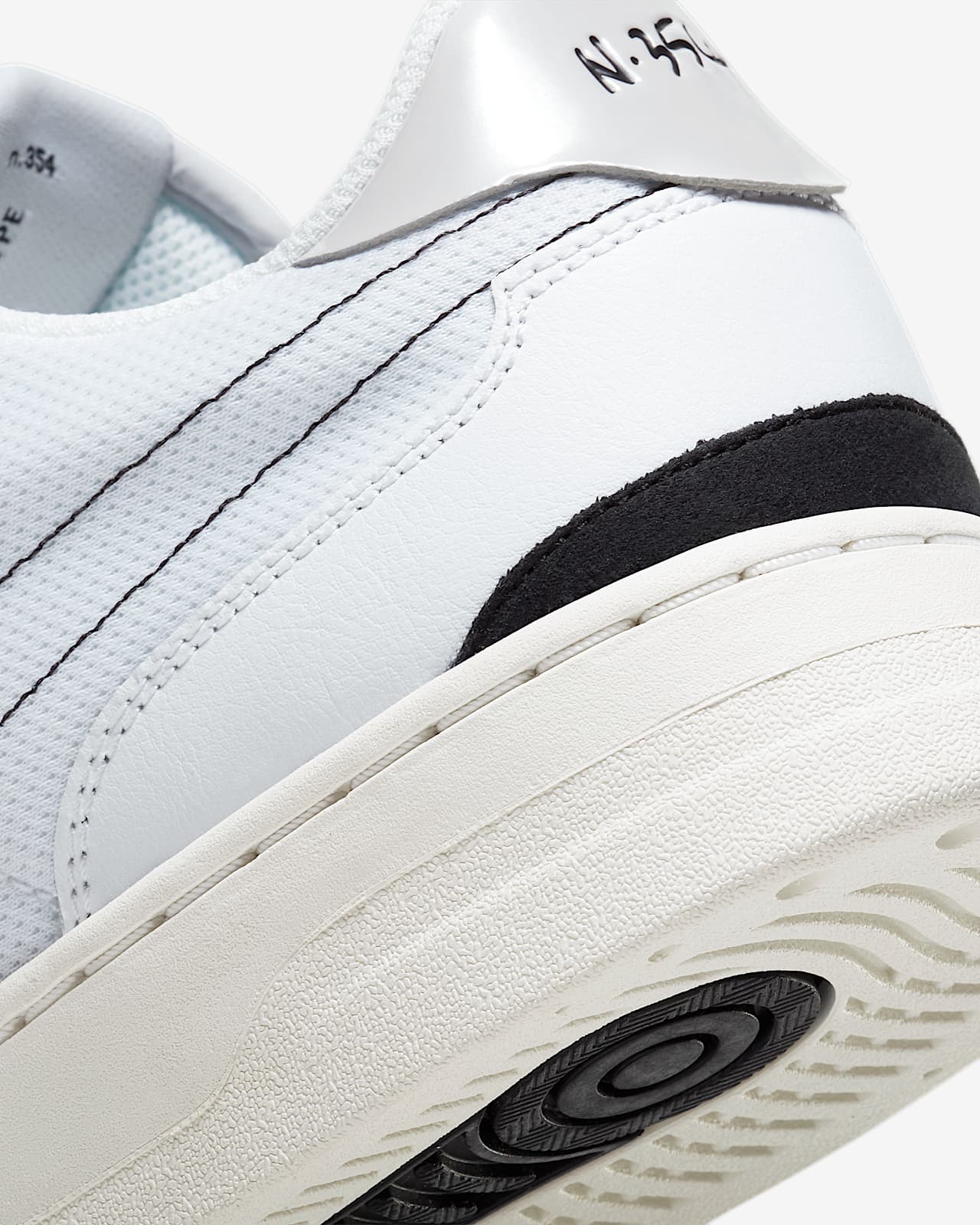 nike squash type men